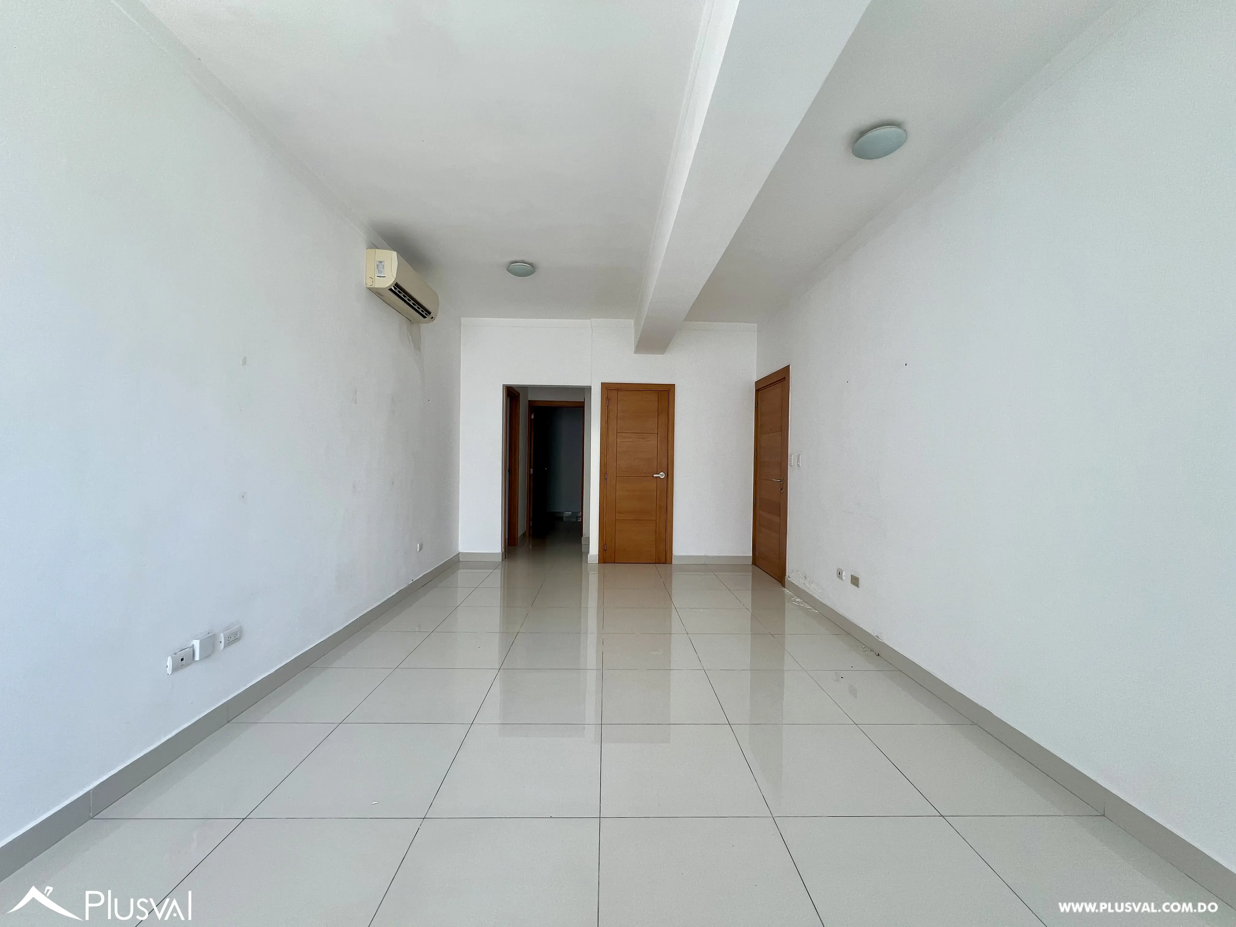 Apartamento en Serrallés alquiler línea blanca con 2 parqueos 497734