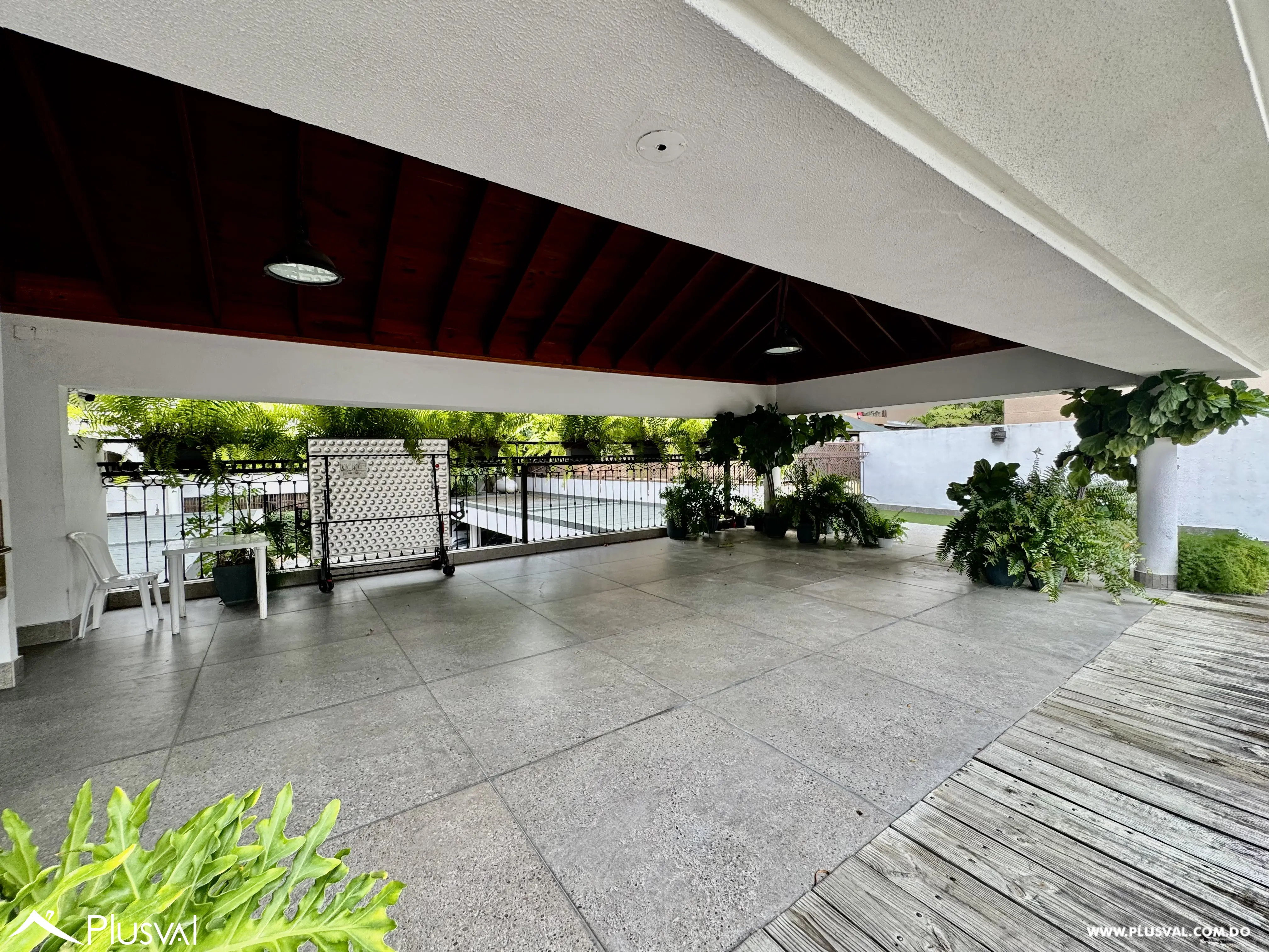 Alquilo Maravilloso y Amplio Apto. en el Corazon de Naco 498811