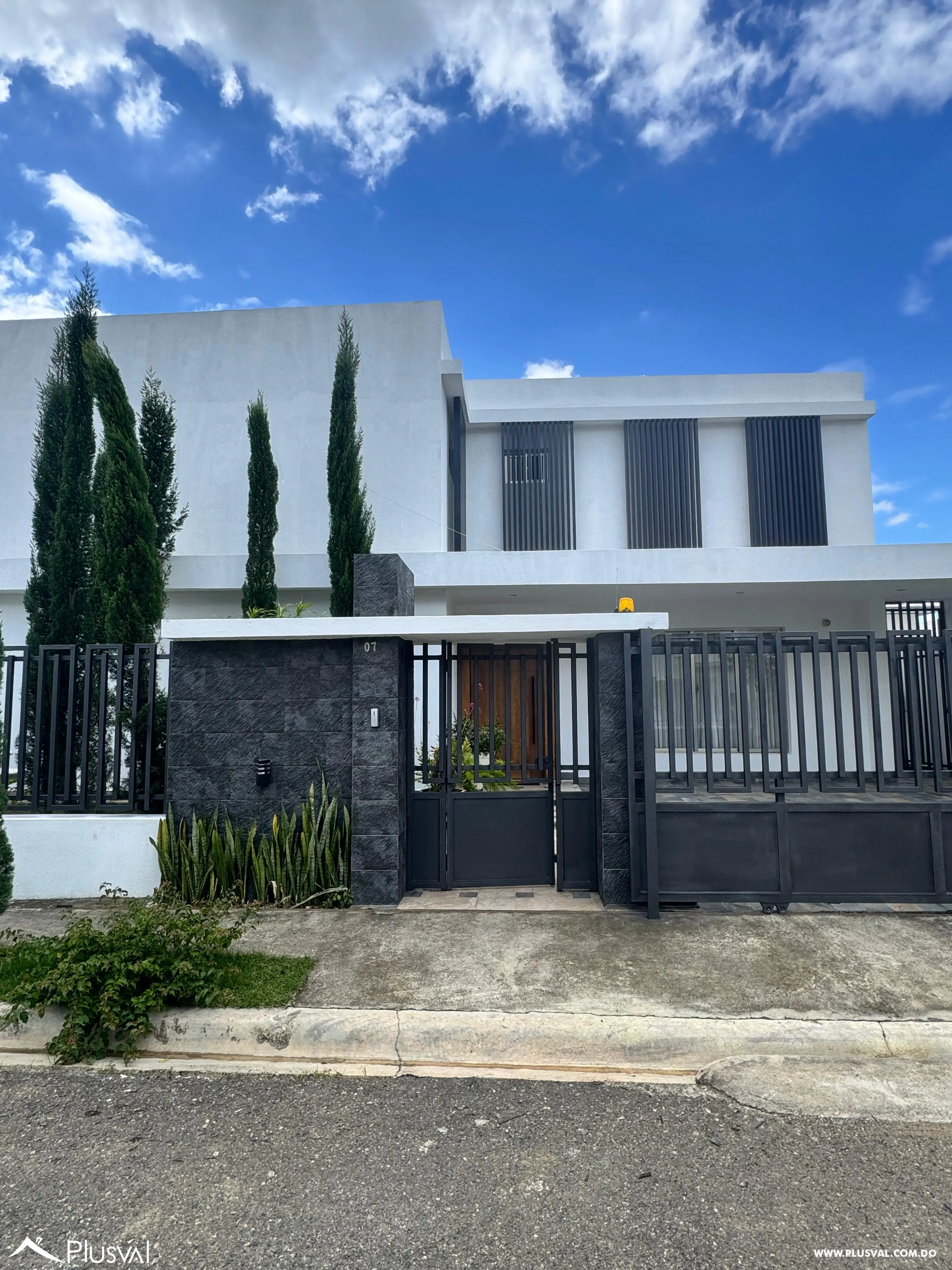 Casa en el Residencial Amanecer, Santiago 500705