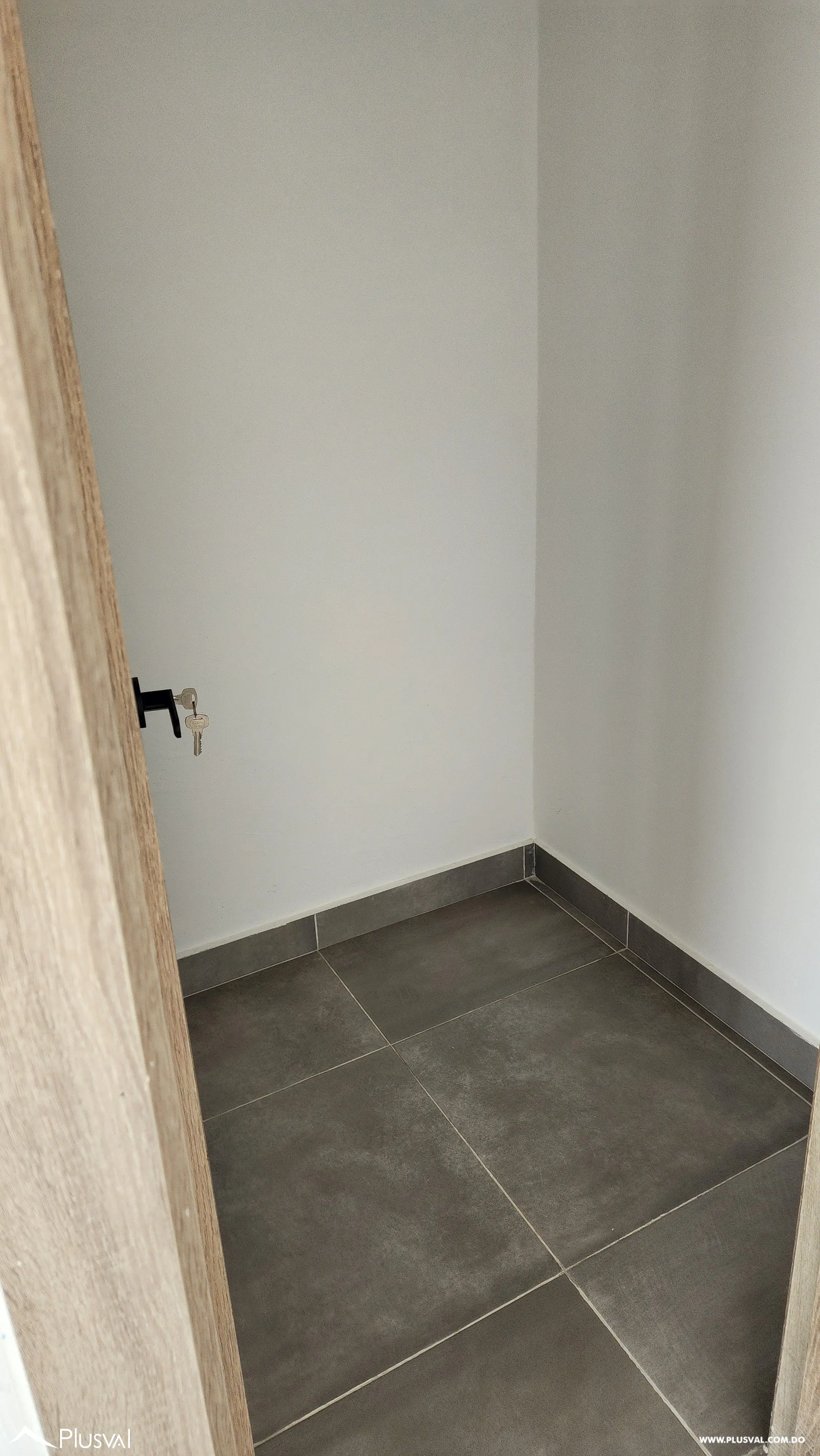 Se alquila apartamento nuevo el Millón. 469992