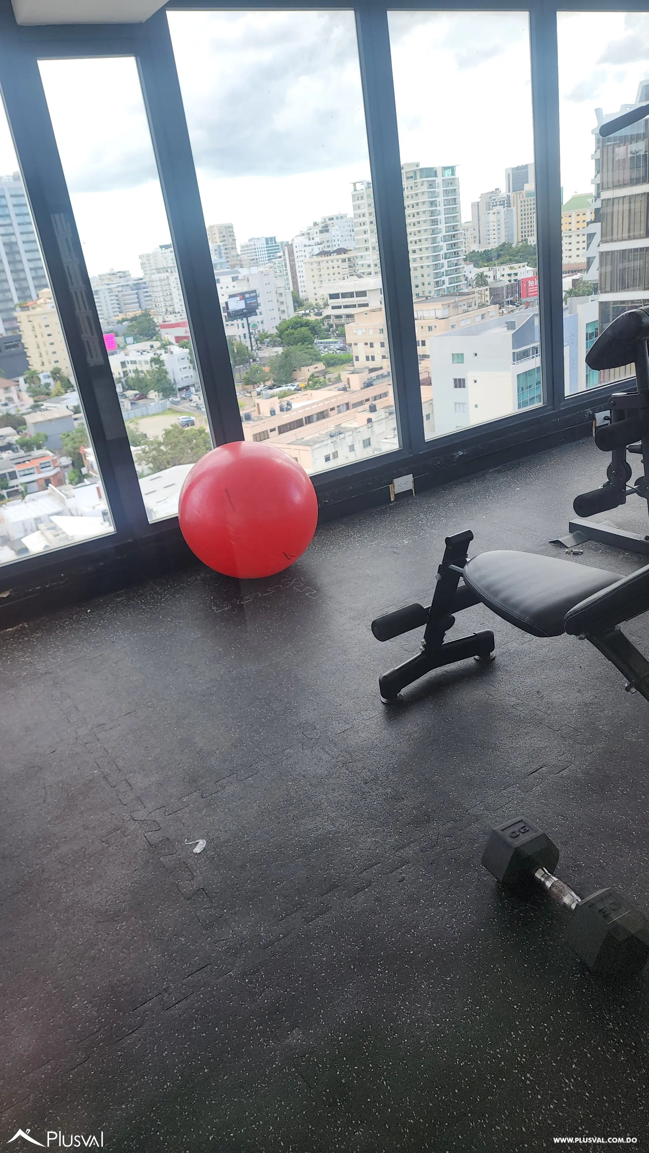 Se vende apartamento de 1 habitacion+estudio en Piantini. 475409