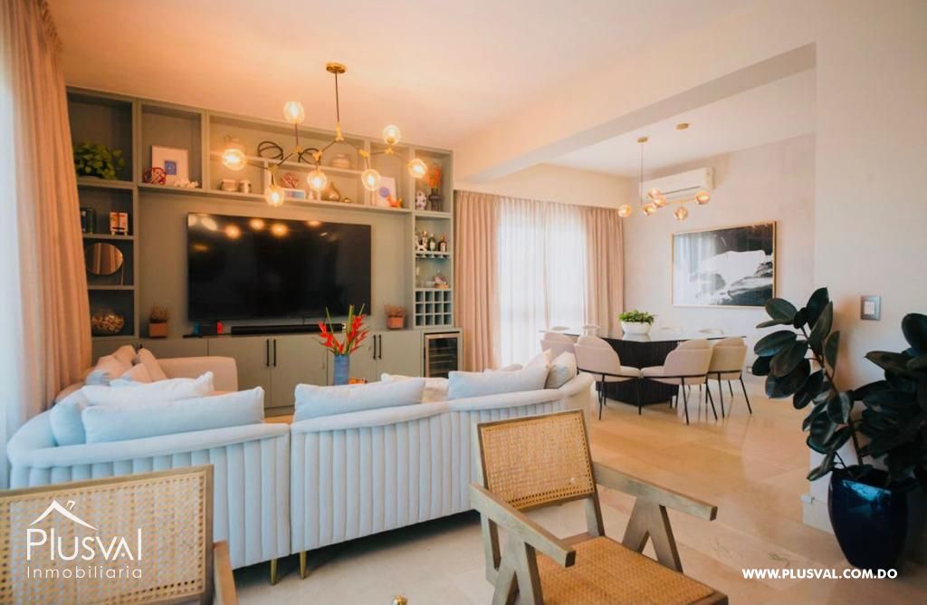 Impresionante  y Amplio Apartamento en Venta en Zona Exclusiva de Santiago. 238824