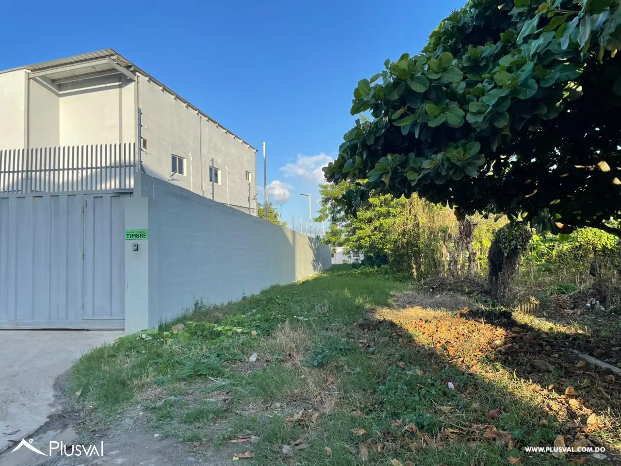 Nave Industrial en La Vega: Perfecta para Actividades Manufactureras y Logísticas 474434
