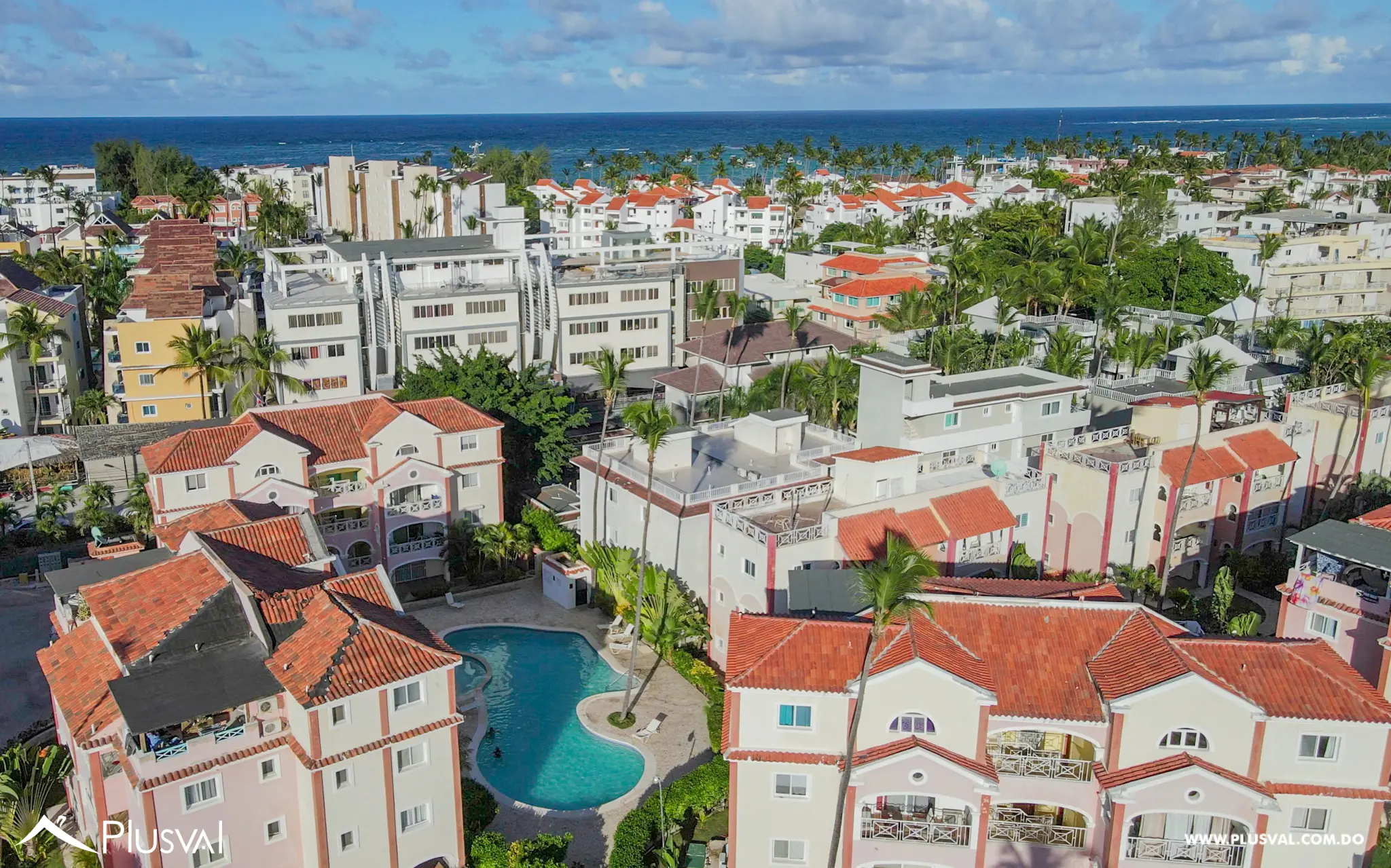 Invierte a Pasos de la Playa en El Cortecito, Bávaro 484018