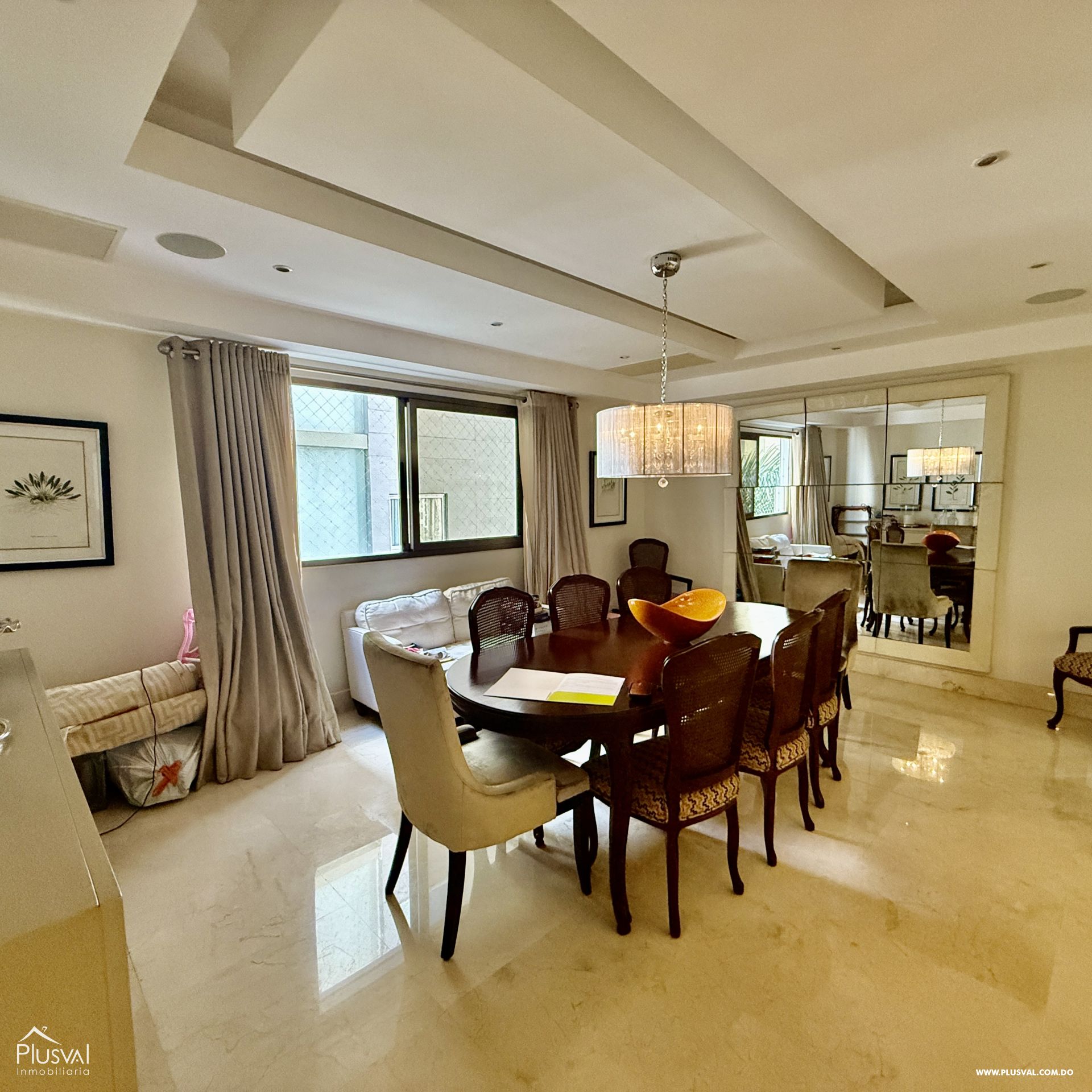 Lujoso Apartamento en Venta en Piantini de 3 habitaciones con balcon 424990