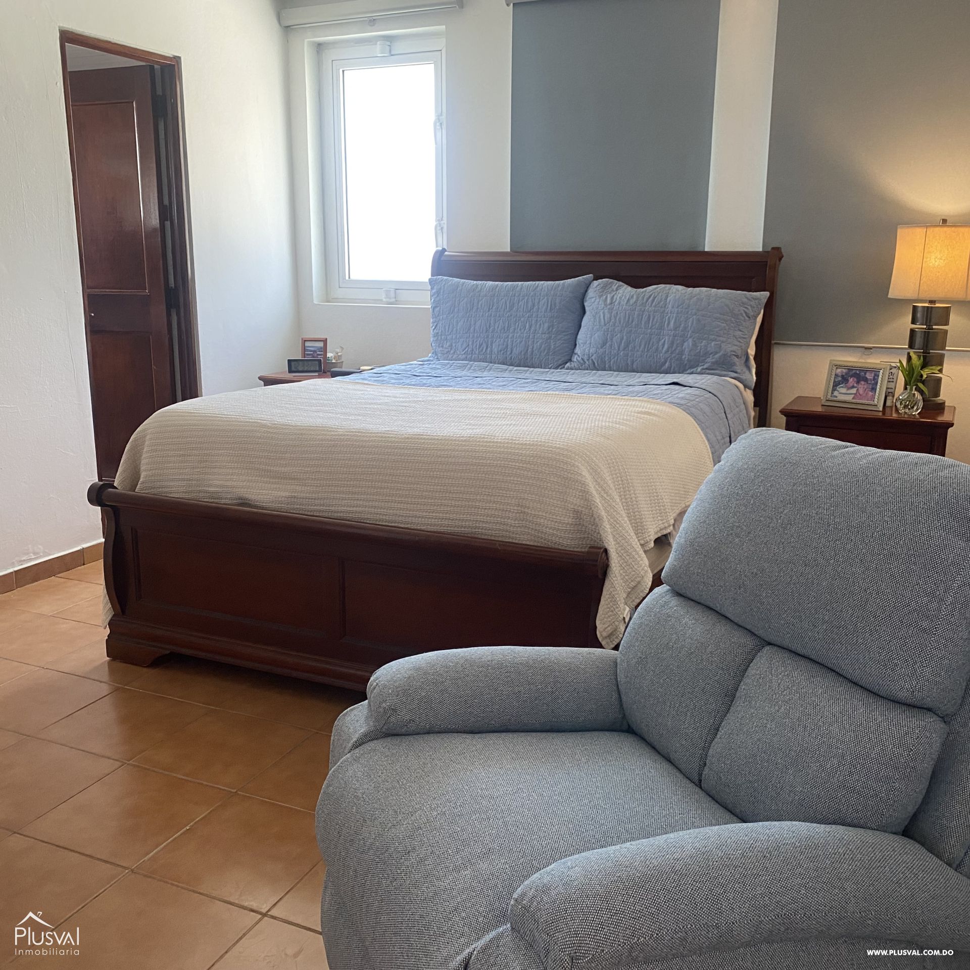 Amplio y fresco Apto clásico con Terraza Privada 366198