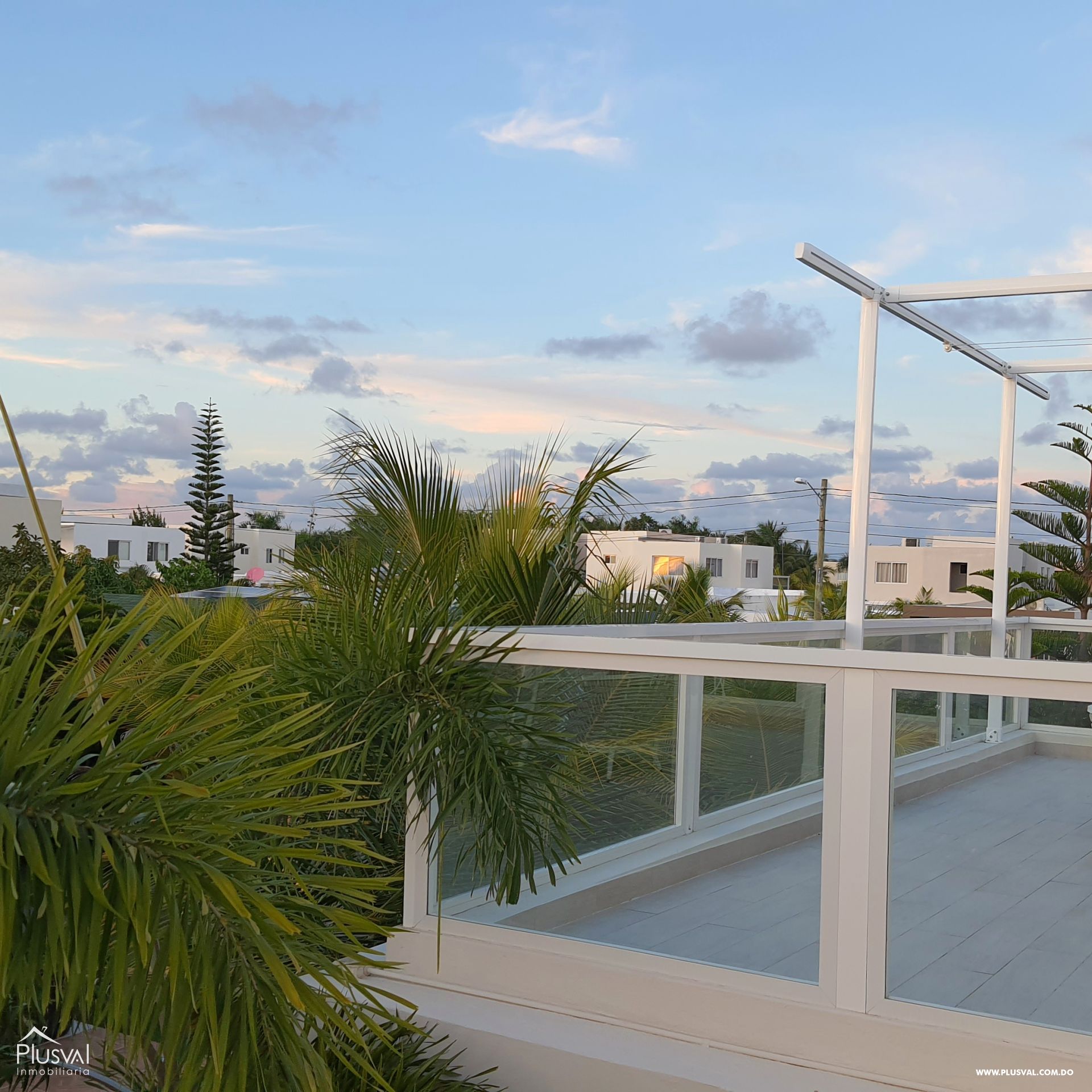 Casa amueblada de 3 habitaciones con jacuzzi, sistema de seguridad y terraza en Venta 406197