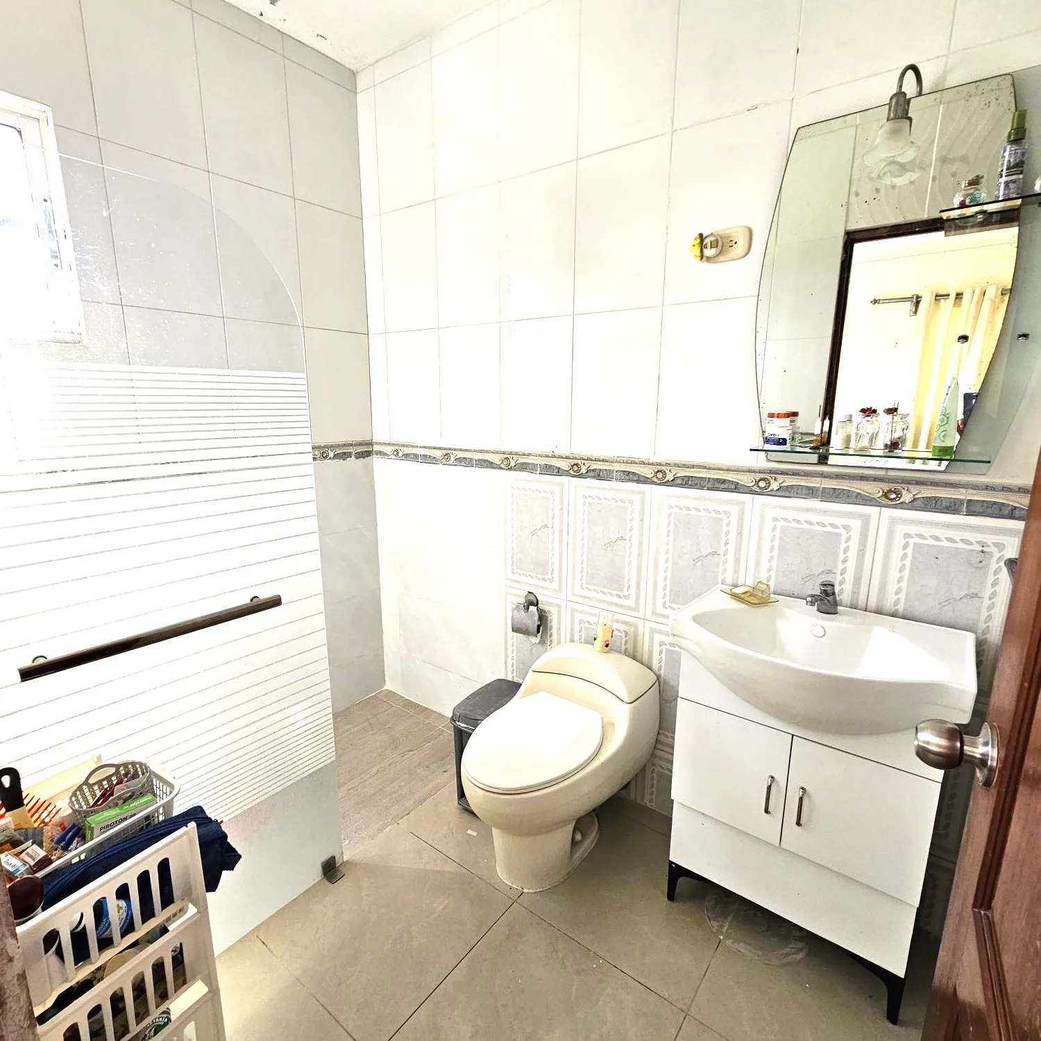 Apartamento con Terraza en venta, frente al Parque Mirador Norte. 442653
