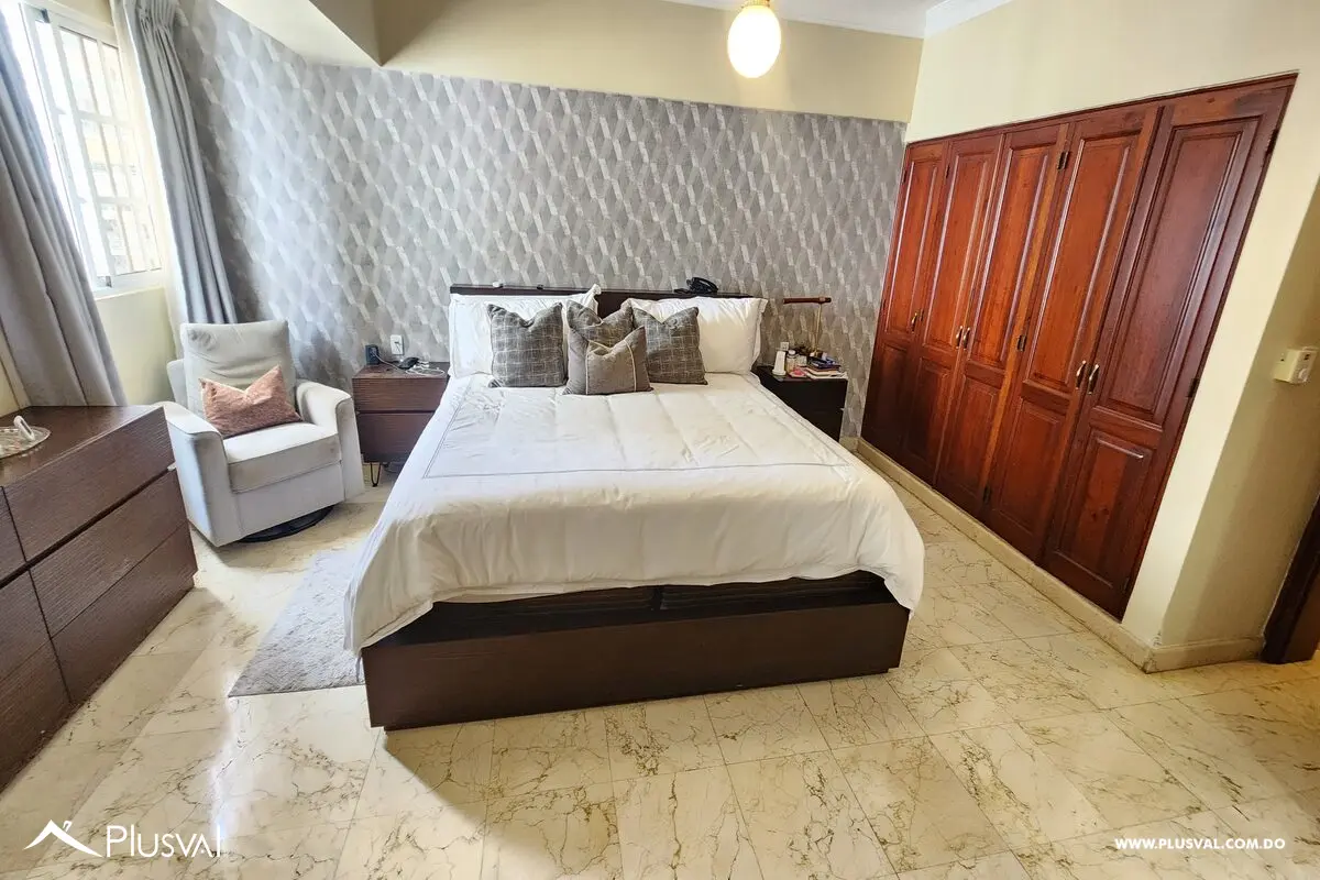 Se vende apartamento clasico en Naco. 469456