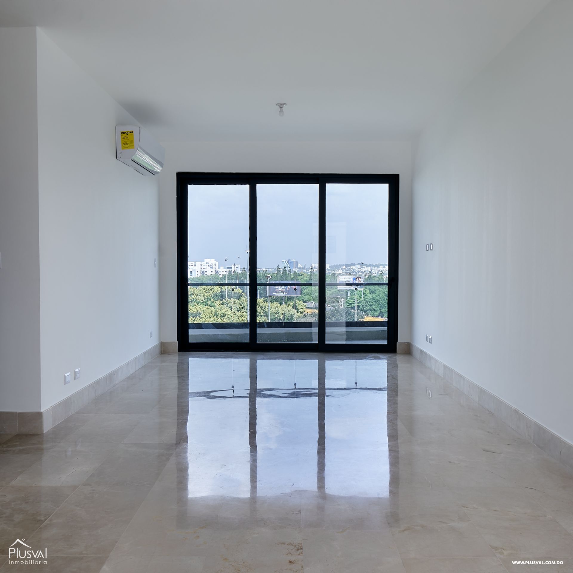 Moderno y exclusivo apartamento ubicado en el piso 8 de una torre residencial en el polígono central de la ciudad 446556