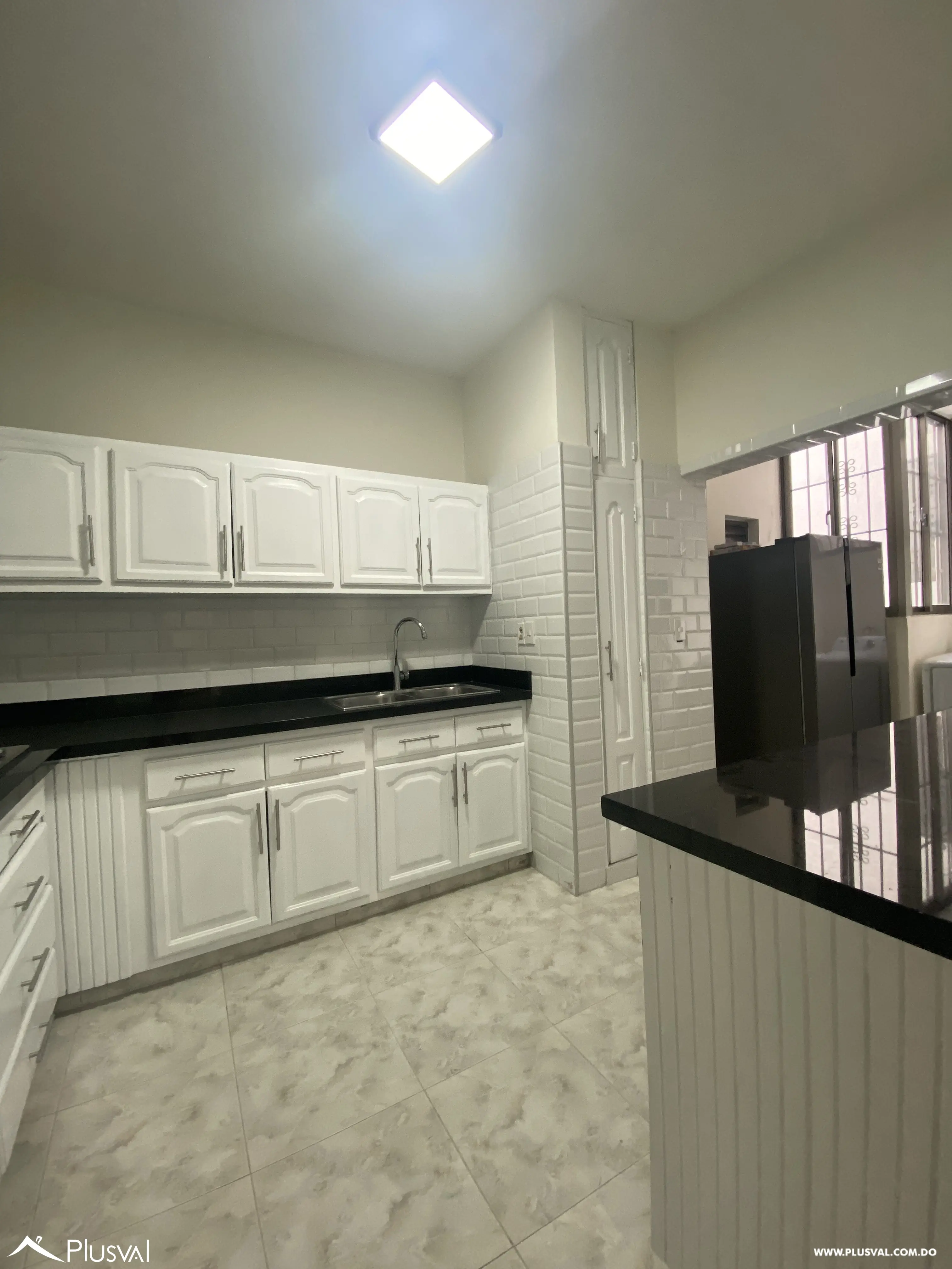 Alquilo Excelente Apartamento en Naco 453693