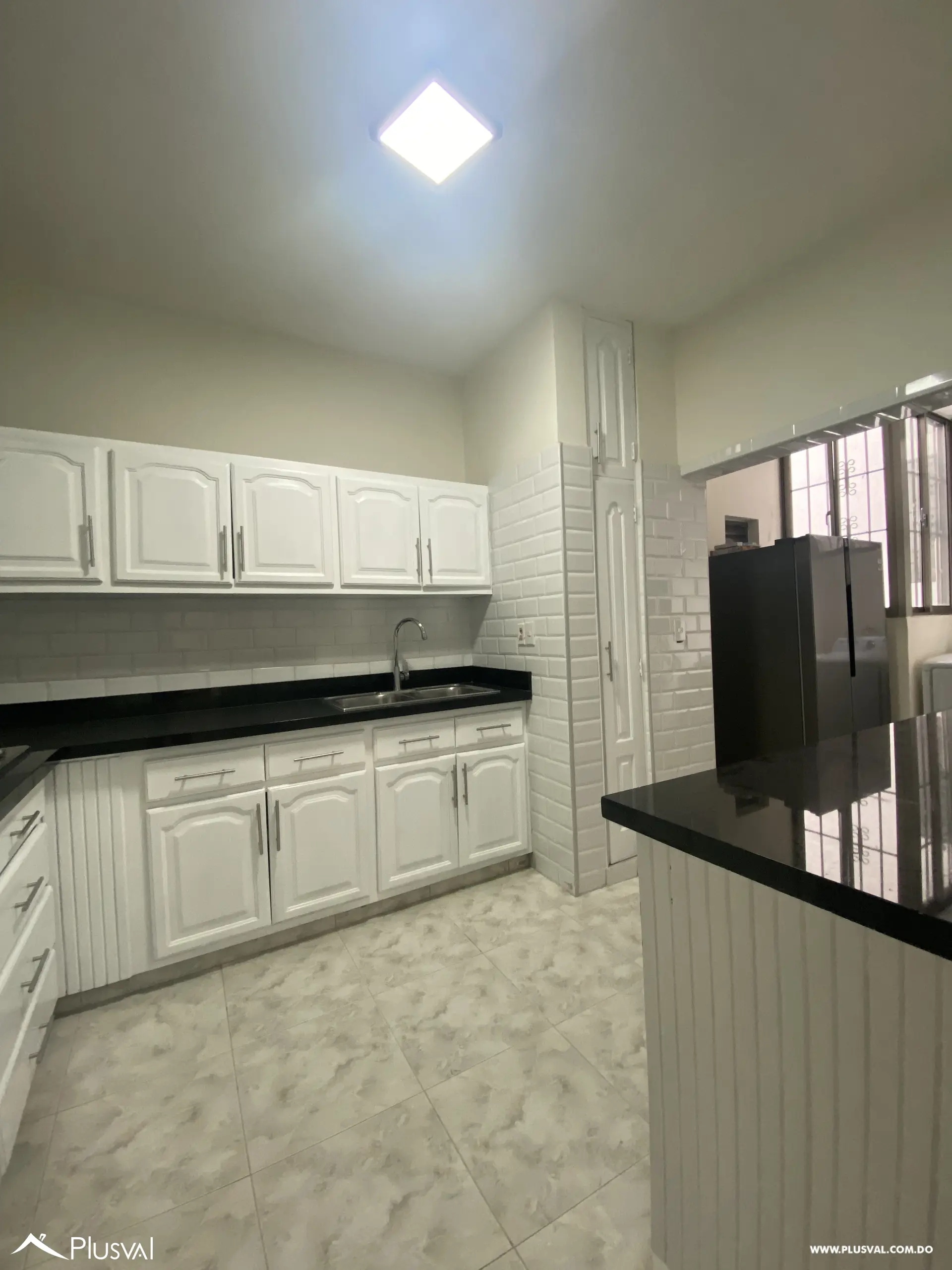 Alquilo Excelente Apartamento en Naco 453693