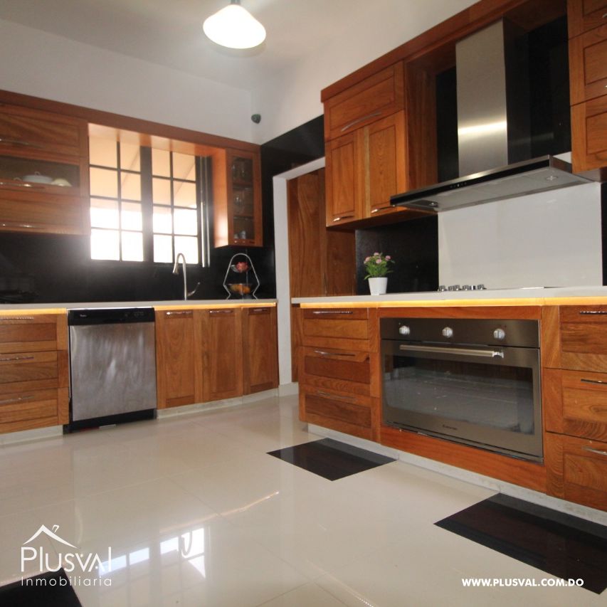 Penthouse de 3 niveles. En el corazón de Evaristo Morales 225077