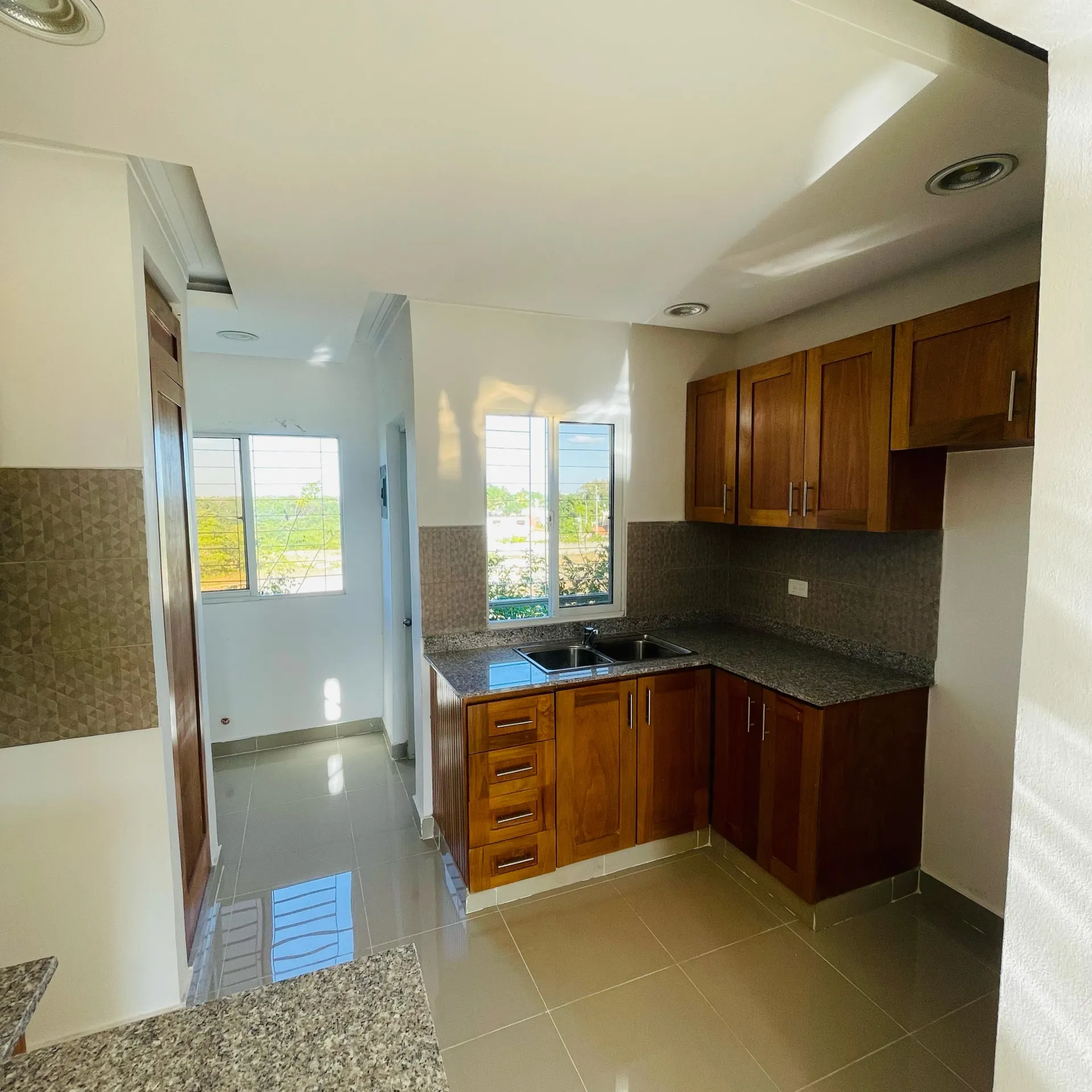 Apartamento de 3 habitaciones, 2 baños y terraza, en Arroyo hondo 3 415529