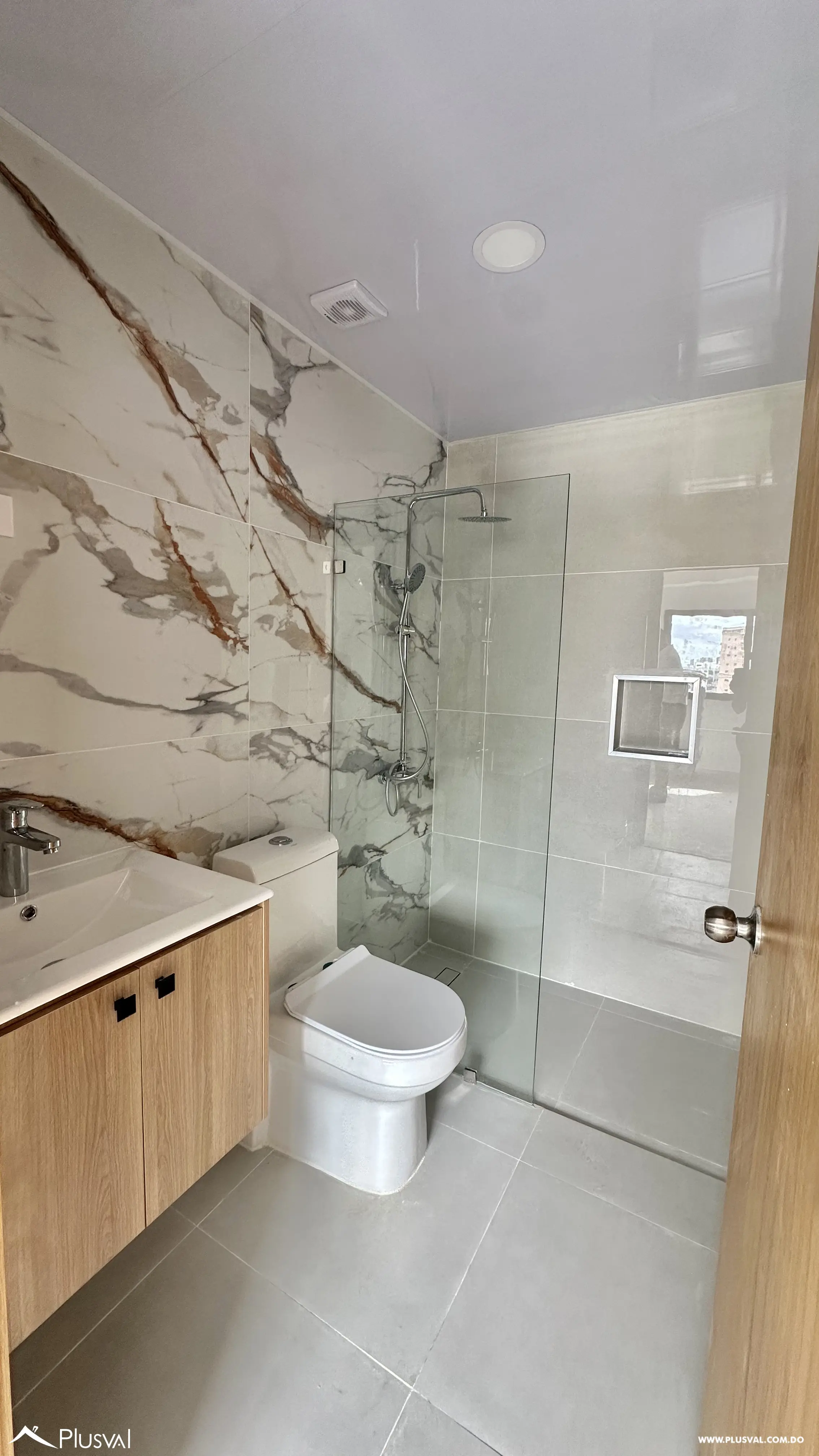 Apartamento en Alquiler en La Esperilla | 1 Habitación con Línea Blanca en Torre con Piscina y Excelentes Amenidades 477517