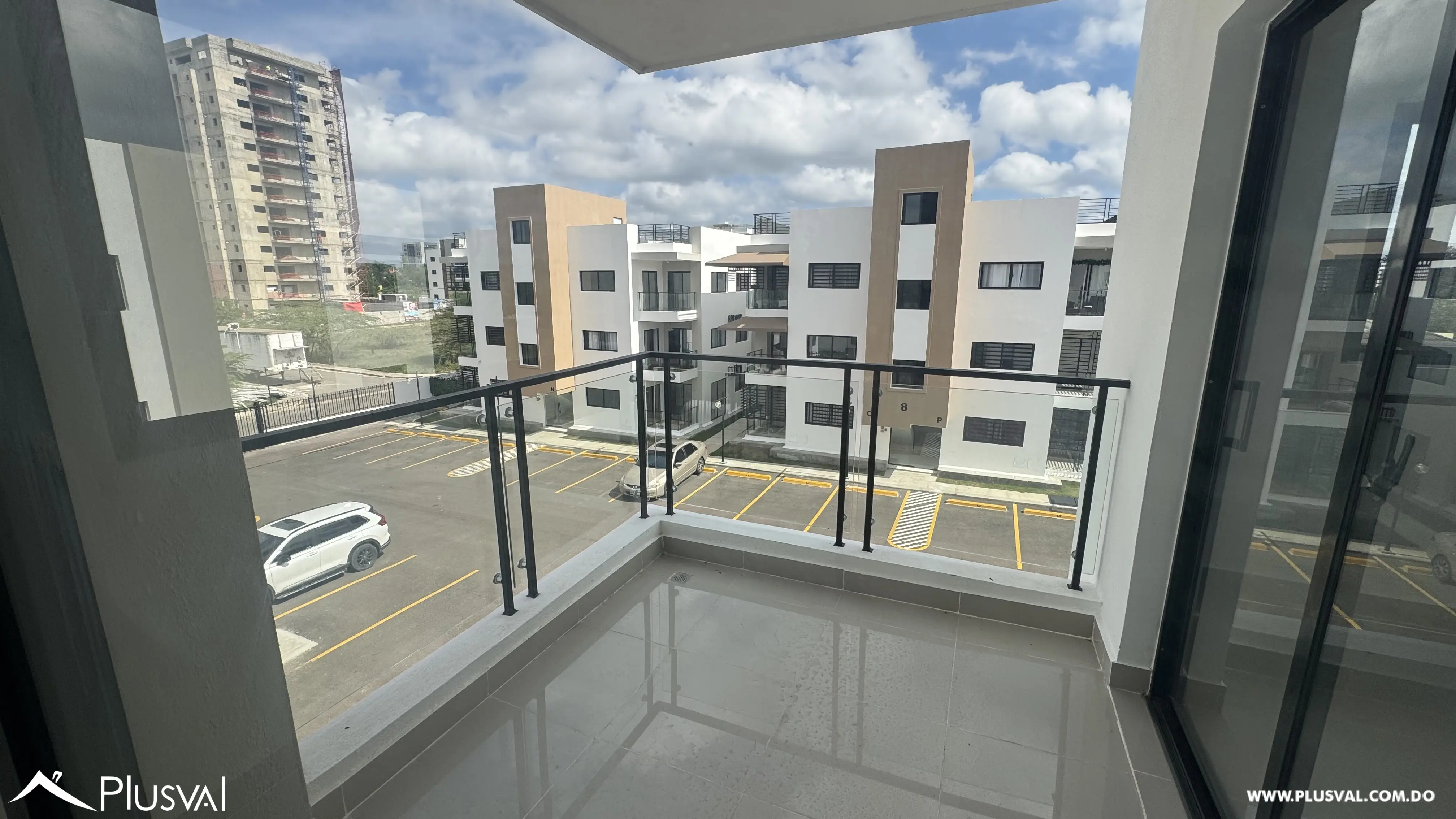 Apartamentos En Renta en la Urb. Jardines del Sur 532561