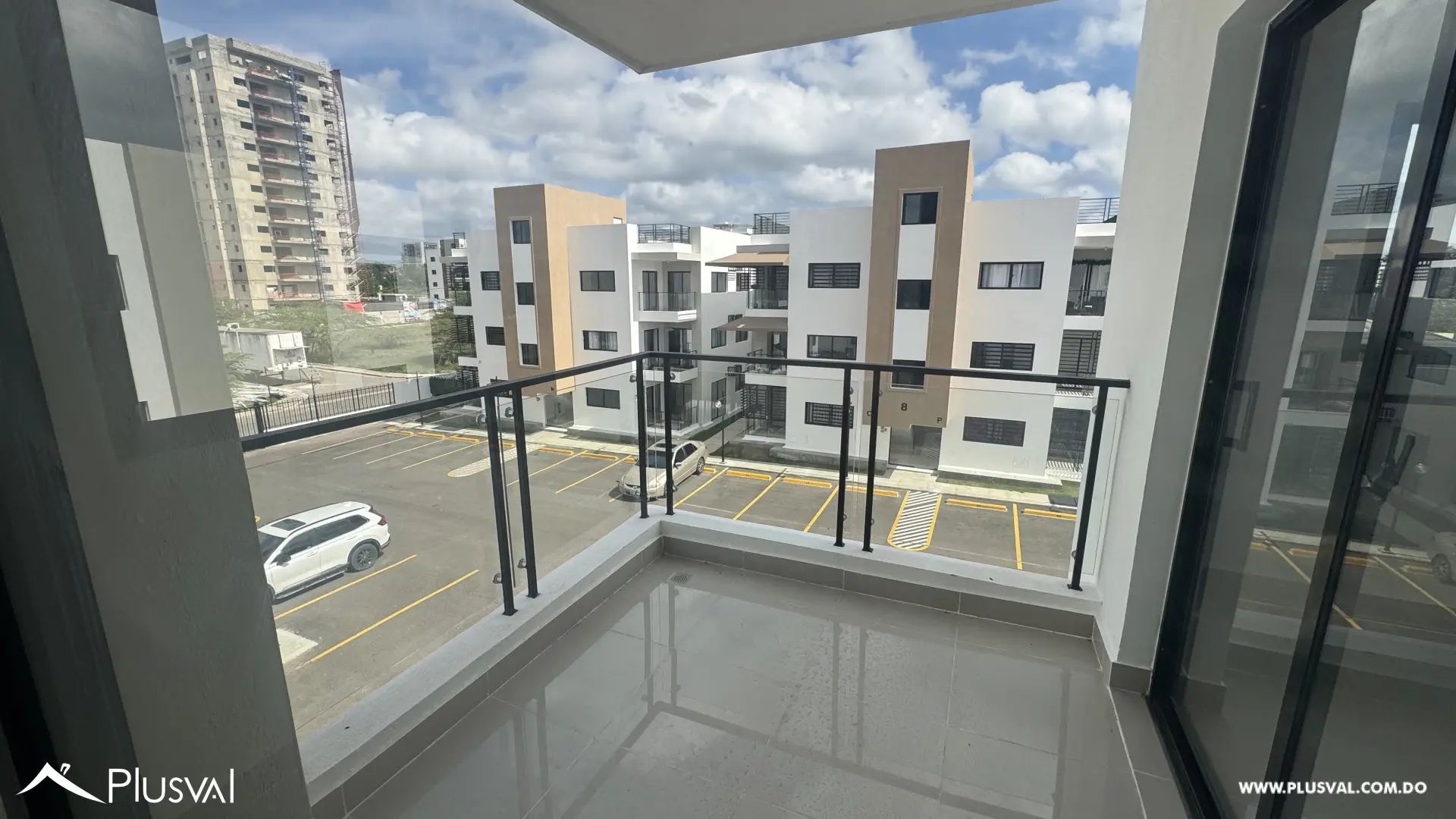Apartamentos En Renta en la Urb. Jardines del Sur 532561
