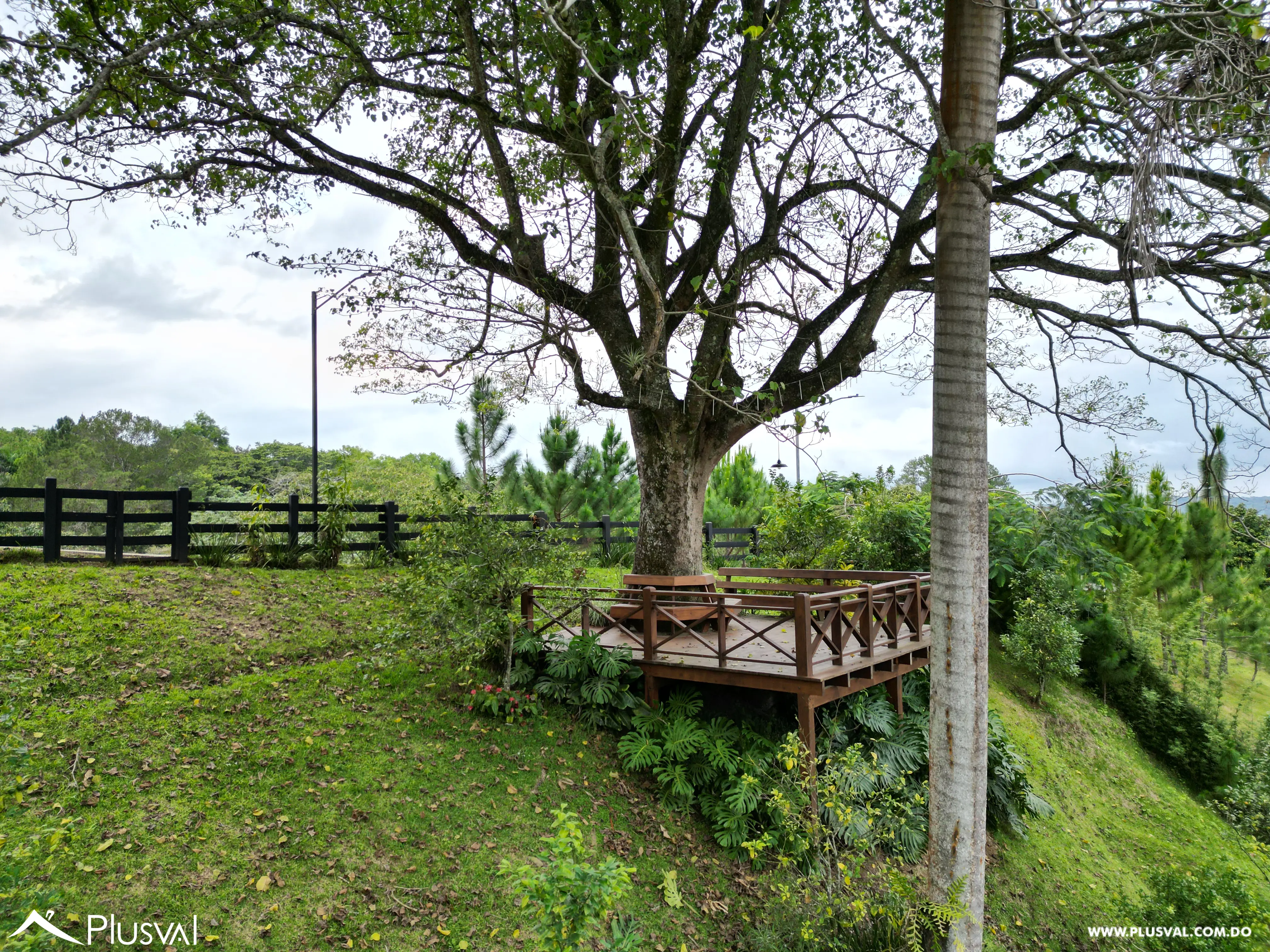 Impresionante Villa Vacacional con Gran Terreno en Jarabacoa 492335
