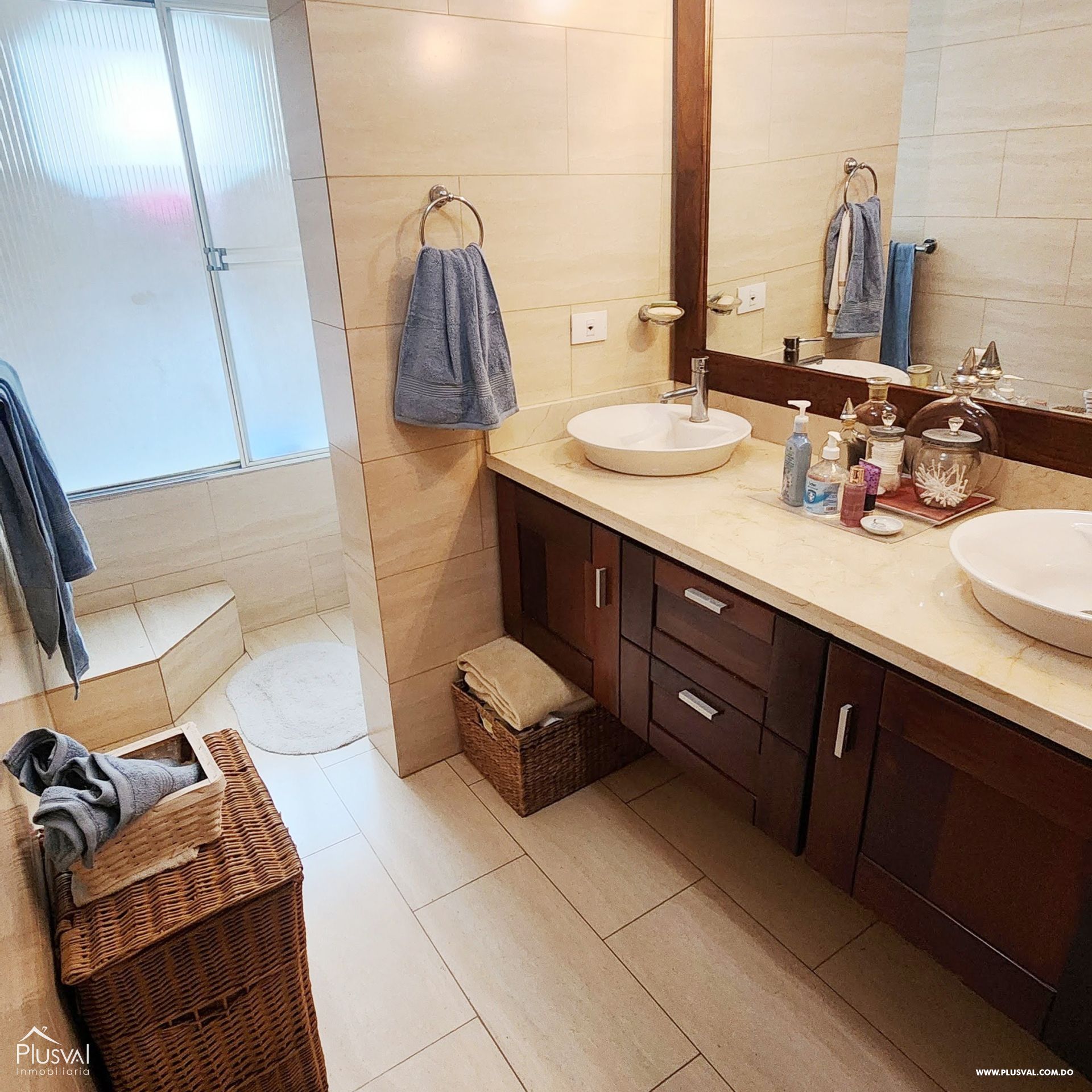 Se vende apartamento exclusivo uno por nivel en Naco 368335