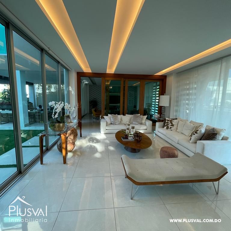Espectacular casa de 3 Niveles en Venta en El Gloria, La Vega. 283378