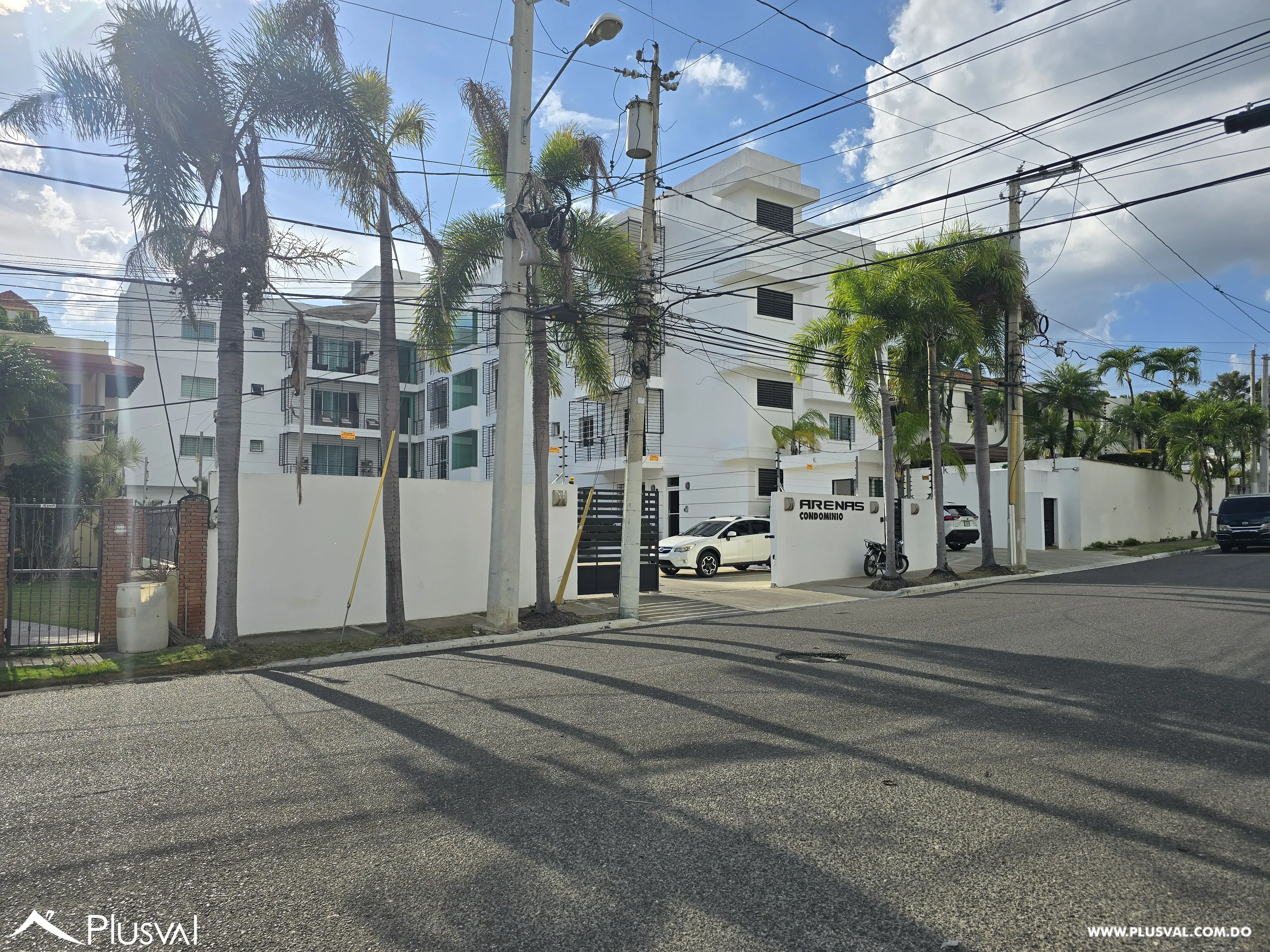Apartamento en Venta Amueblado, Moderno y con Balcón Privado 530295