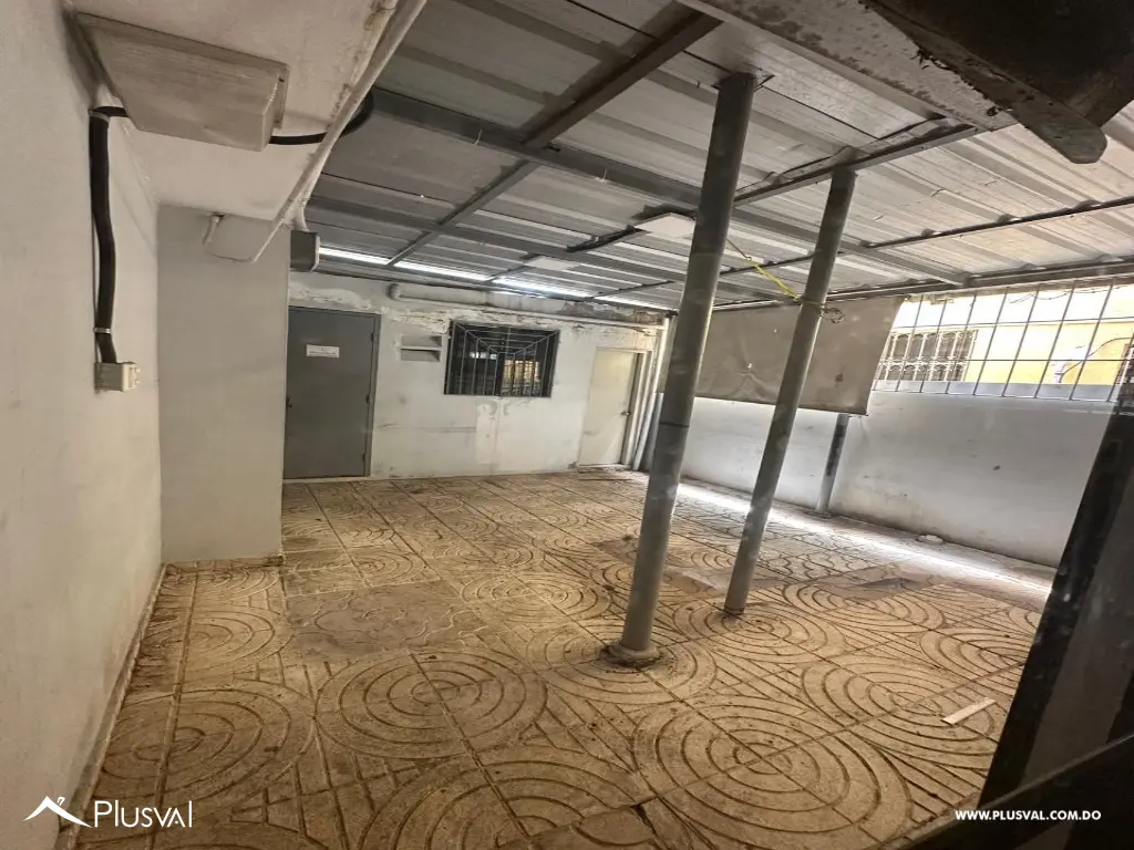 Local comercial en venta en sector Miraflores 494844