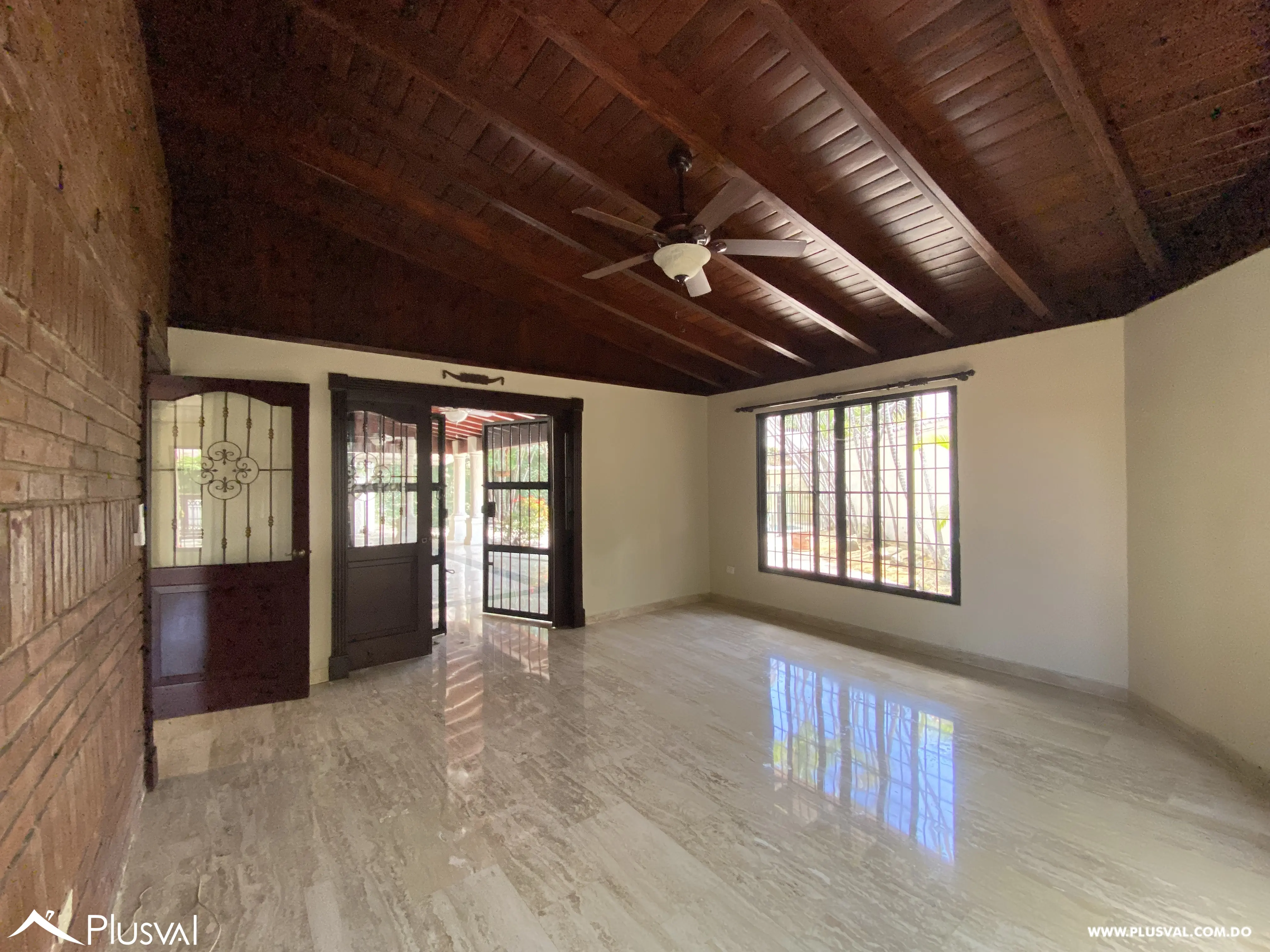 Alquilo Excelente Casa Residencial en Las Praderas 455464