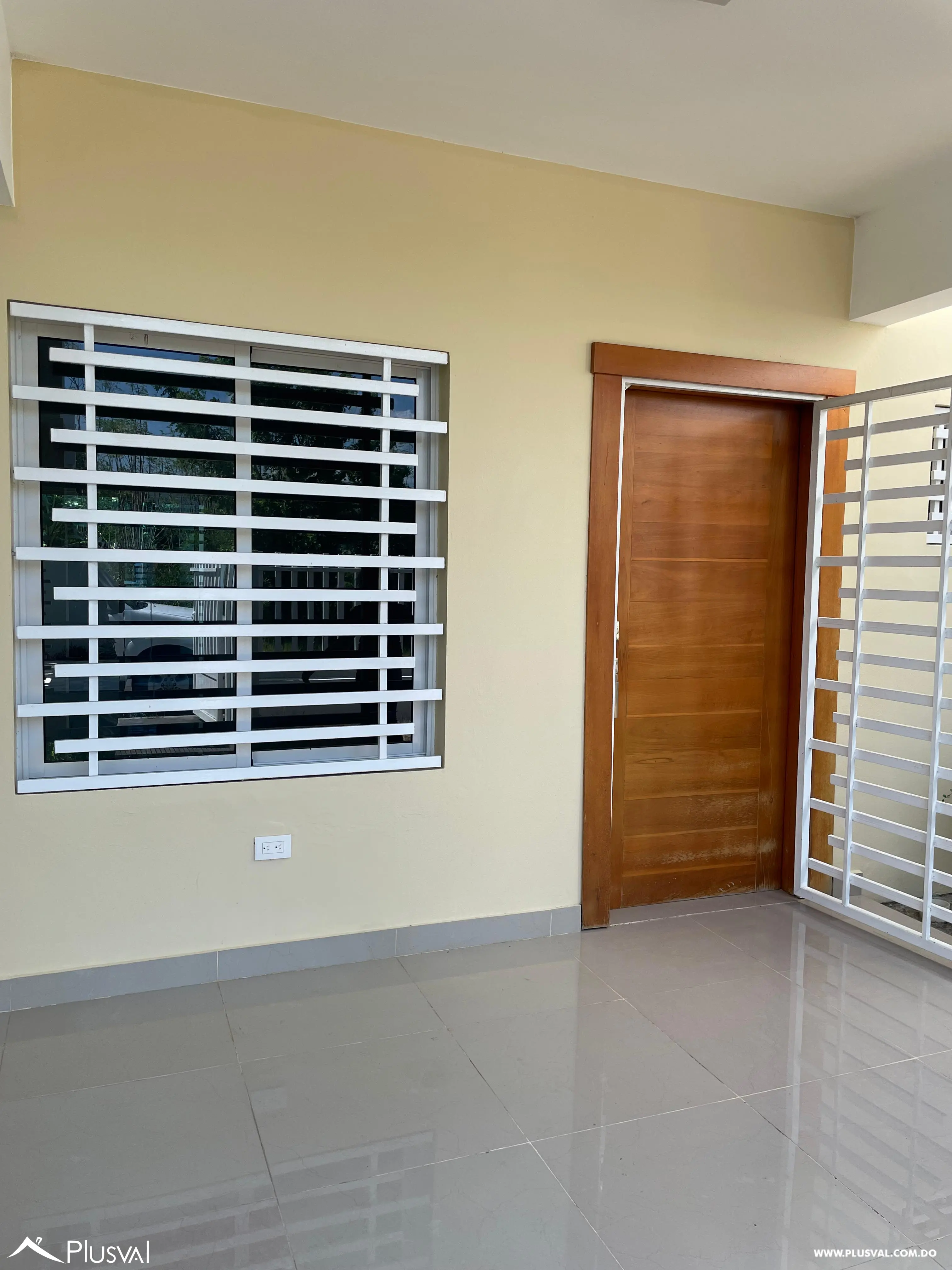 Casa en La Vega con 3 habitaciones más cuarto de servicio 454845