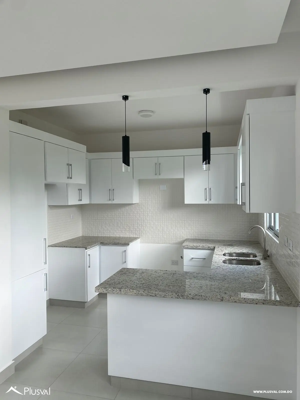 Apartamento en tercer nivel con acceso a atractivas amenidades 467797
