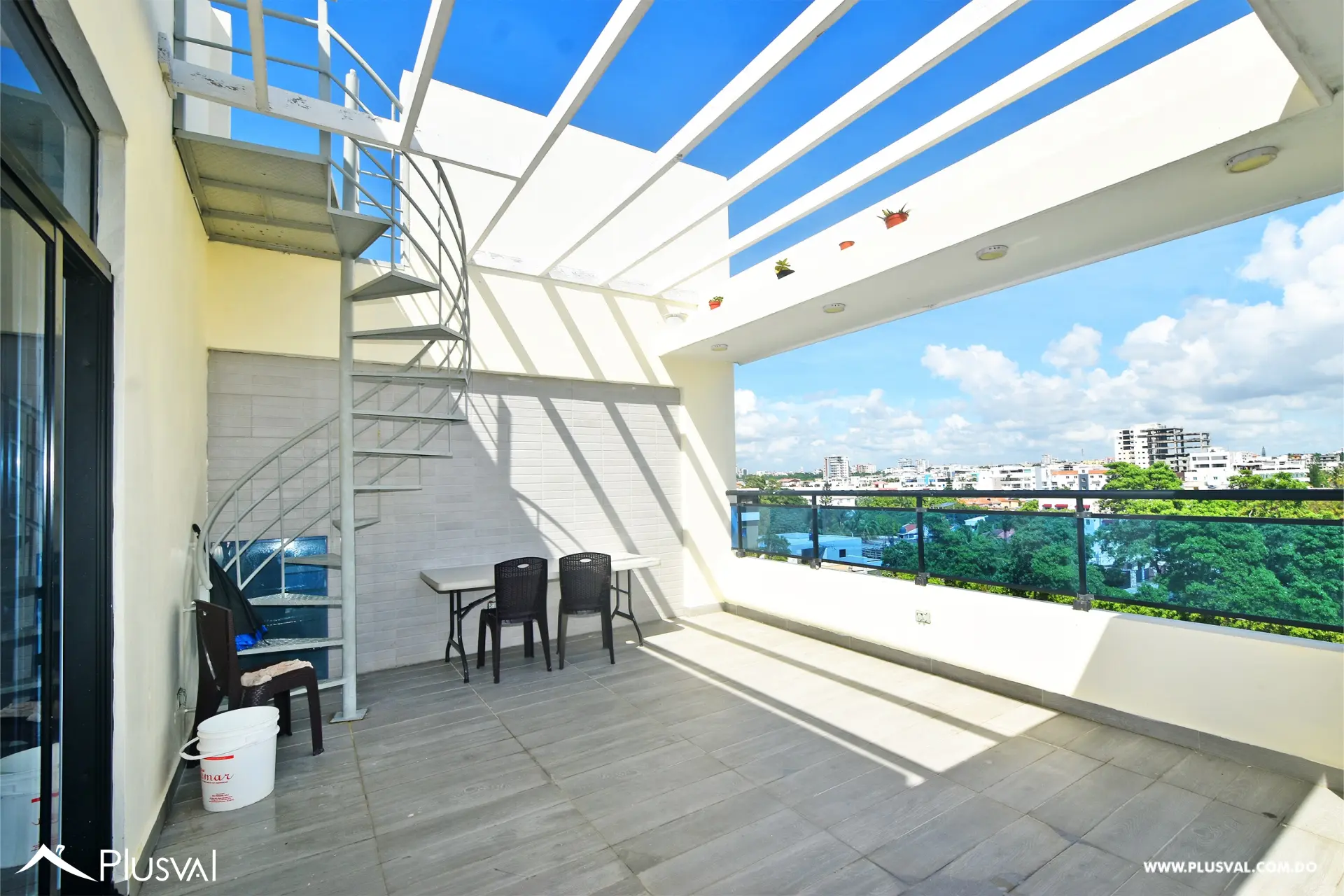 Se vende Penthouse en Tropical del Este, Santo Domingo Este. 517056