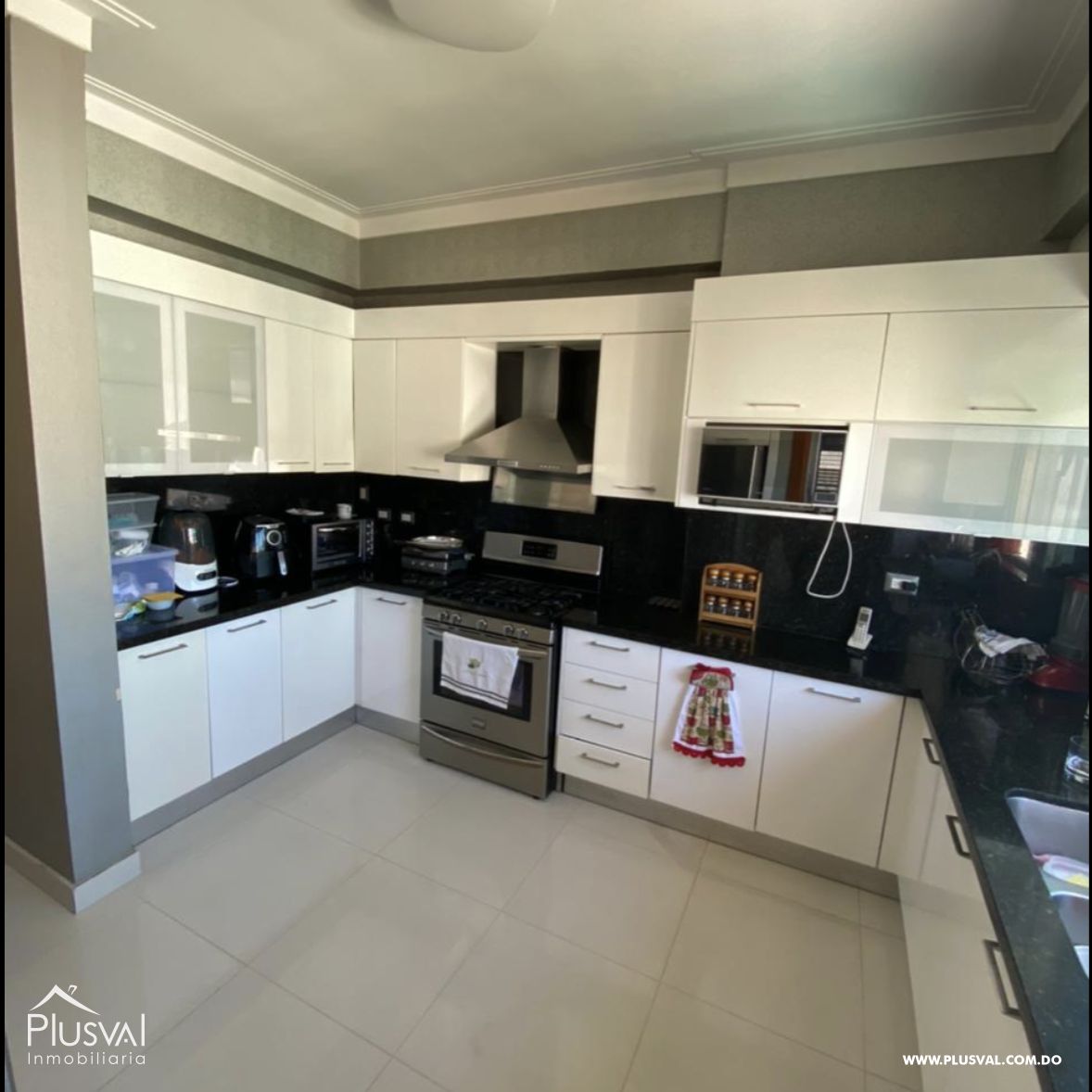 Moderno apartamento de 2 habitaciones + estudio ó 3 habitaciones en venta en Evaristo Morales 347167
