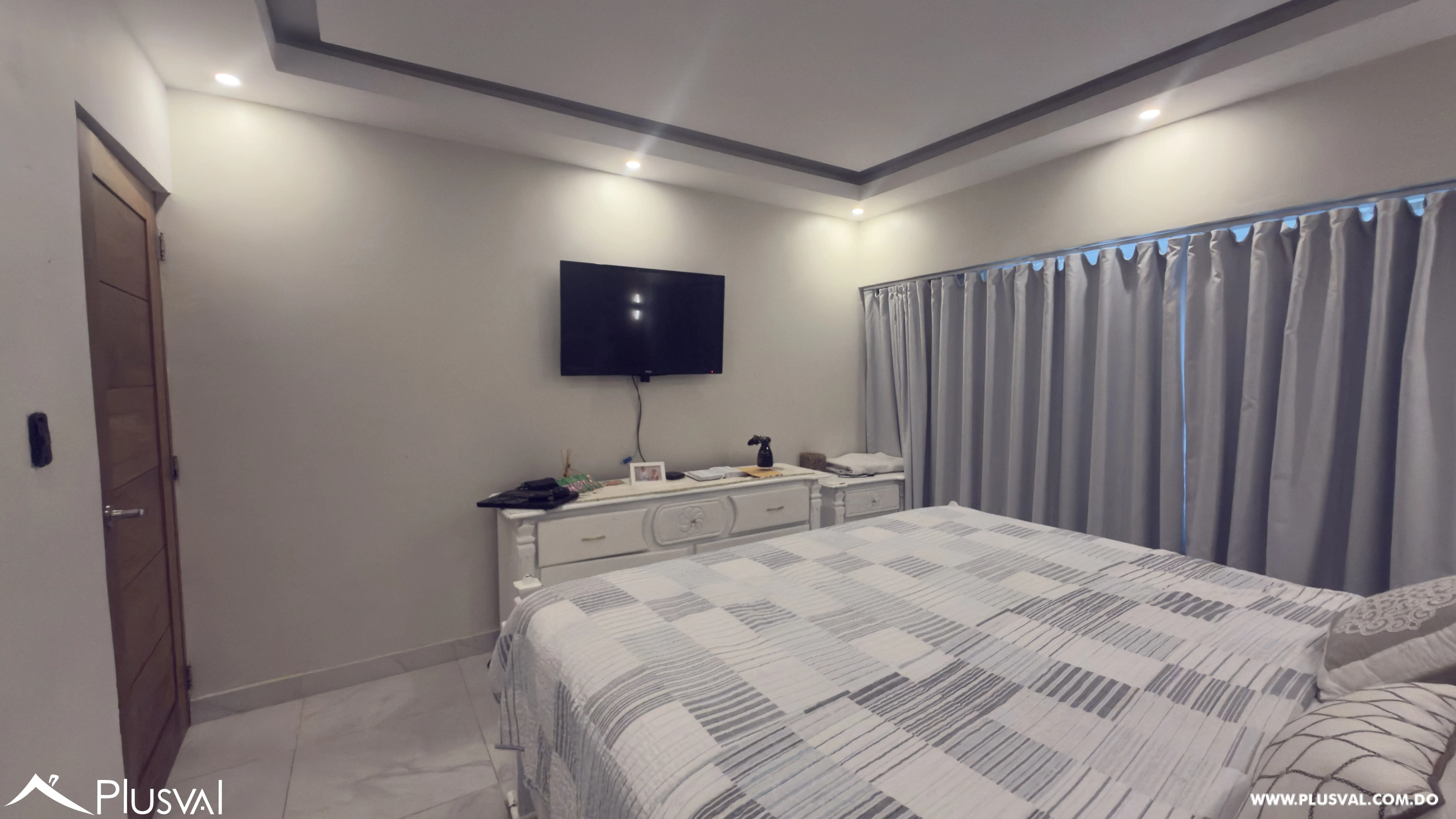 Apartamento con terraza en venta en Renacimiento 516693