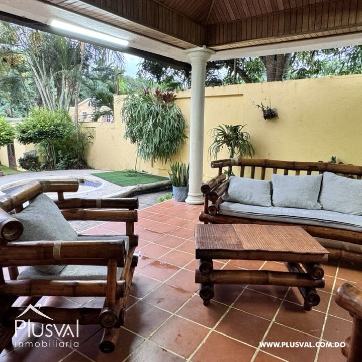 Casa de 2 niveles en El Ducado, sector Los Ríos 380312