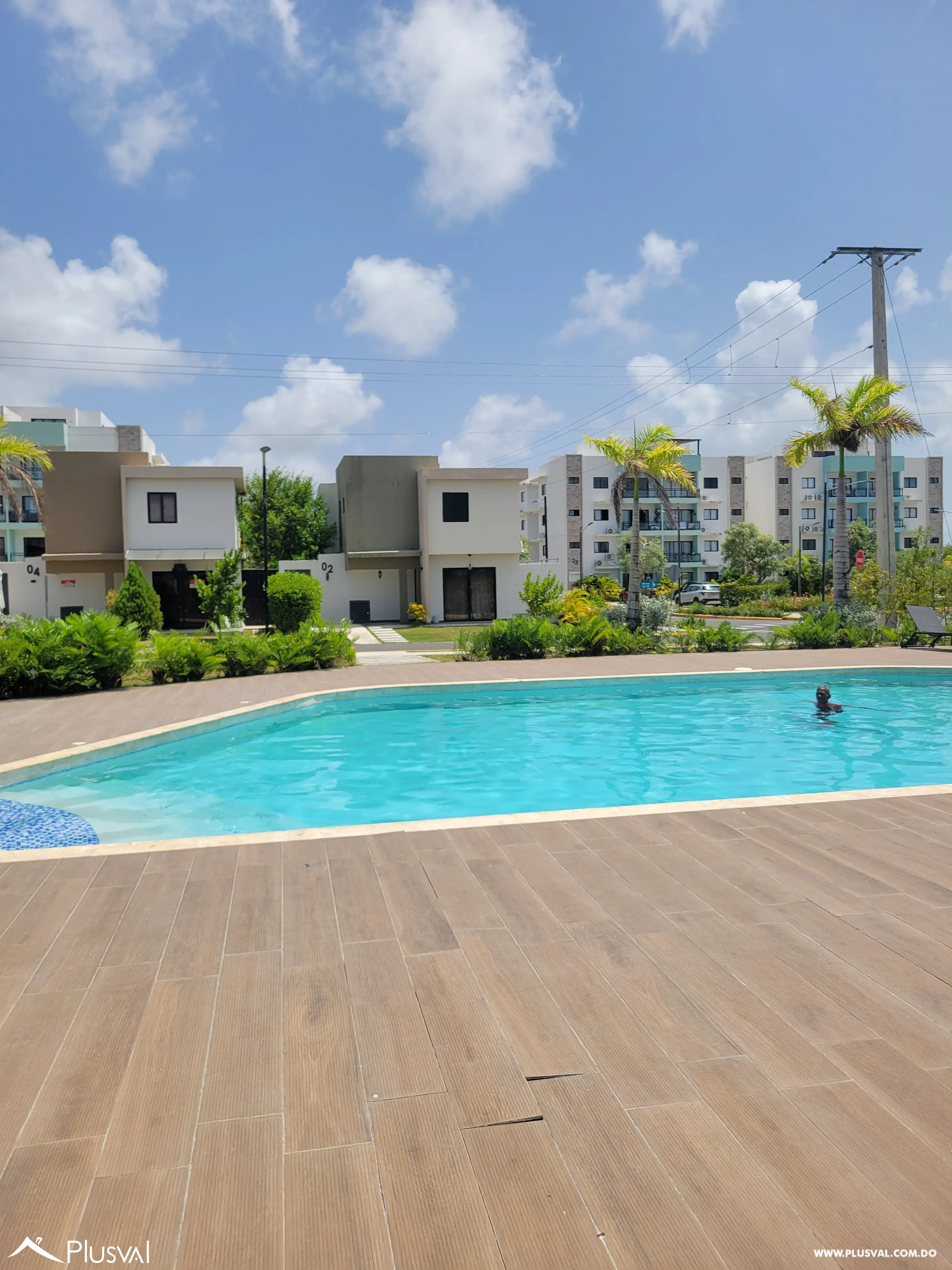 Villa Amueblada de 3 Habitaciones en Punta Cana con Jacuzzi y Patio Privado 523374