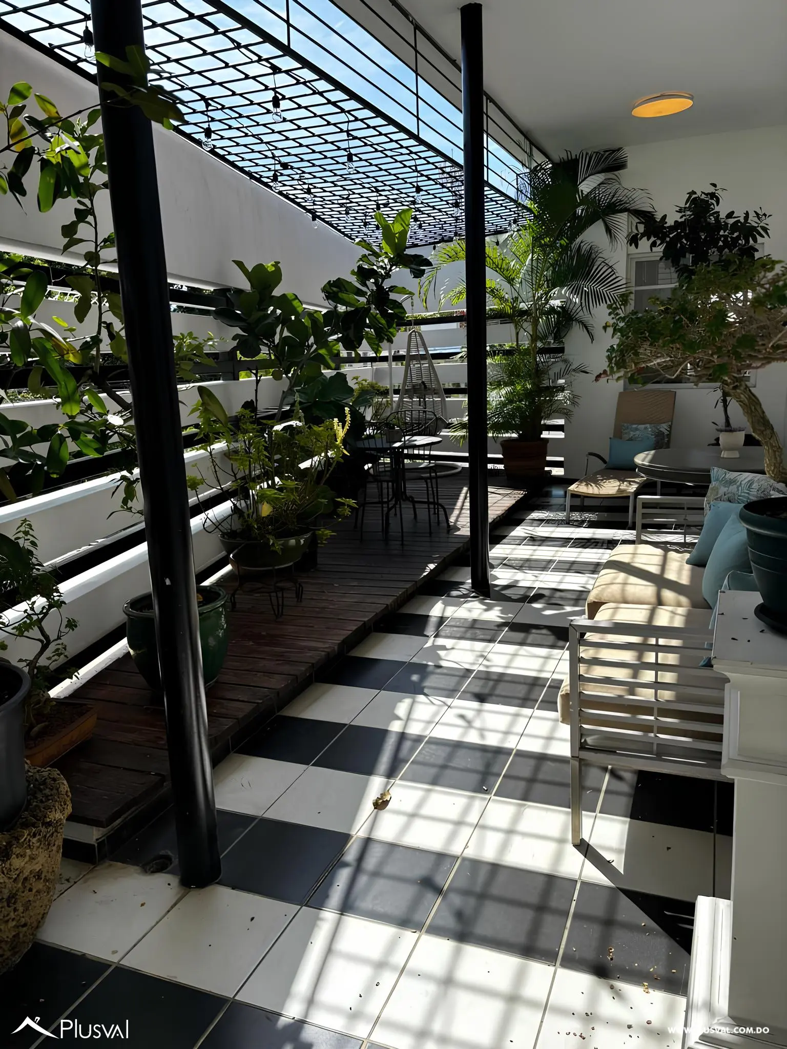 Alquiler apartamento semi amueblado con 3 habitaciones. 470615