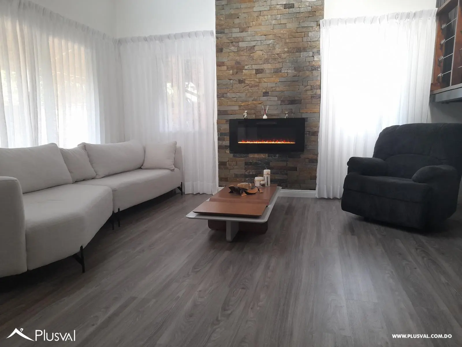 Casa con piscina en Jarabacoa moderna y totalmente amueblada 510390