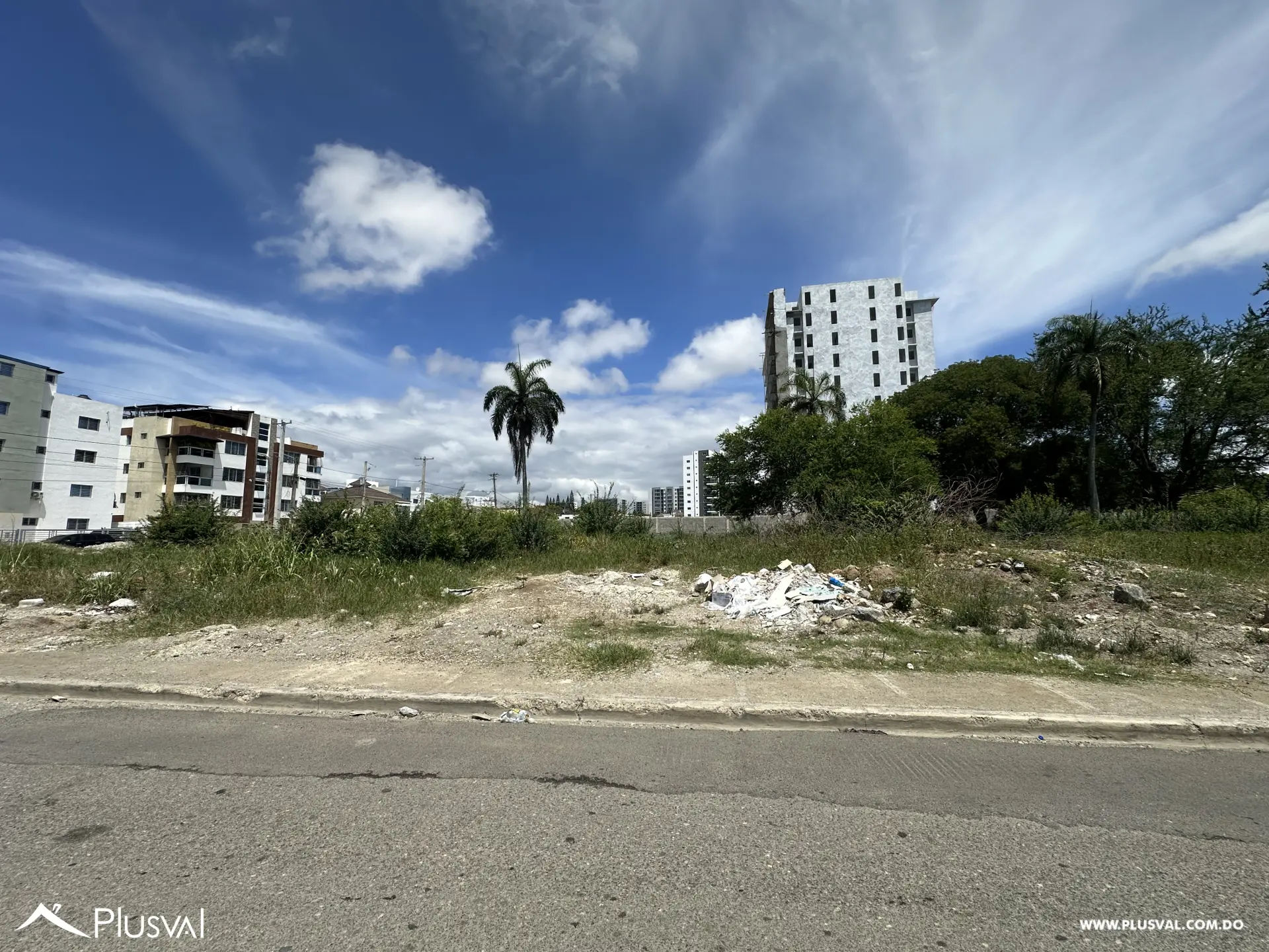 Solar en Alquiler en Zona Estratégica Comercial 453370