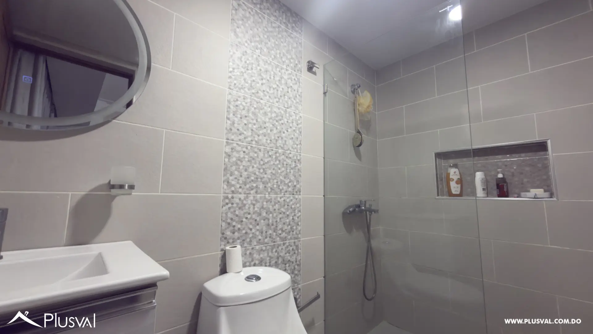 Apartamento con terraza en venta en Renacimiento 516697