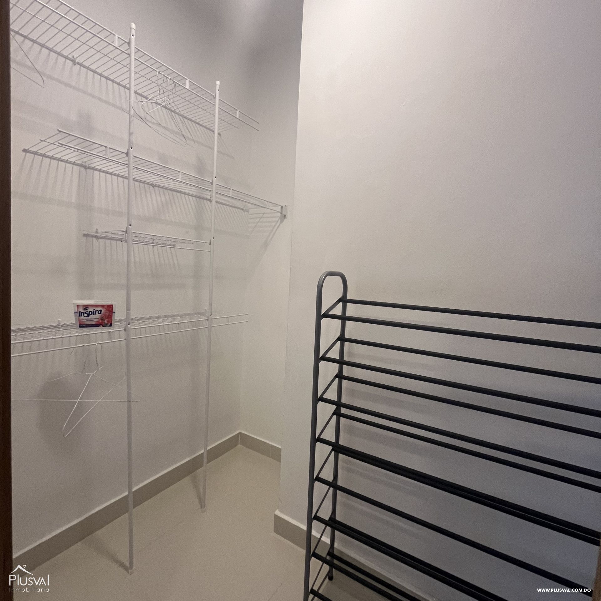 Apartamento amueblado en venta para inversión en Ensanche Paraíso 392407