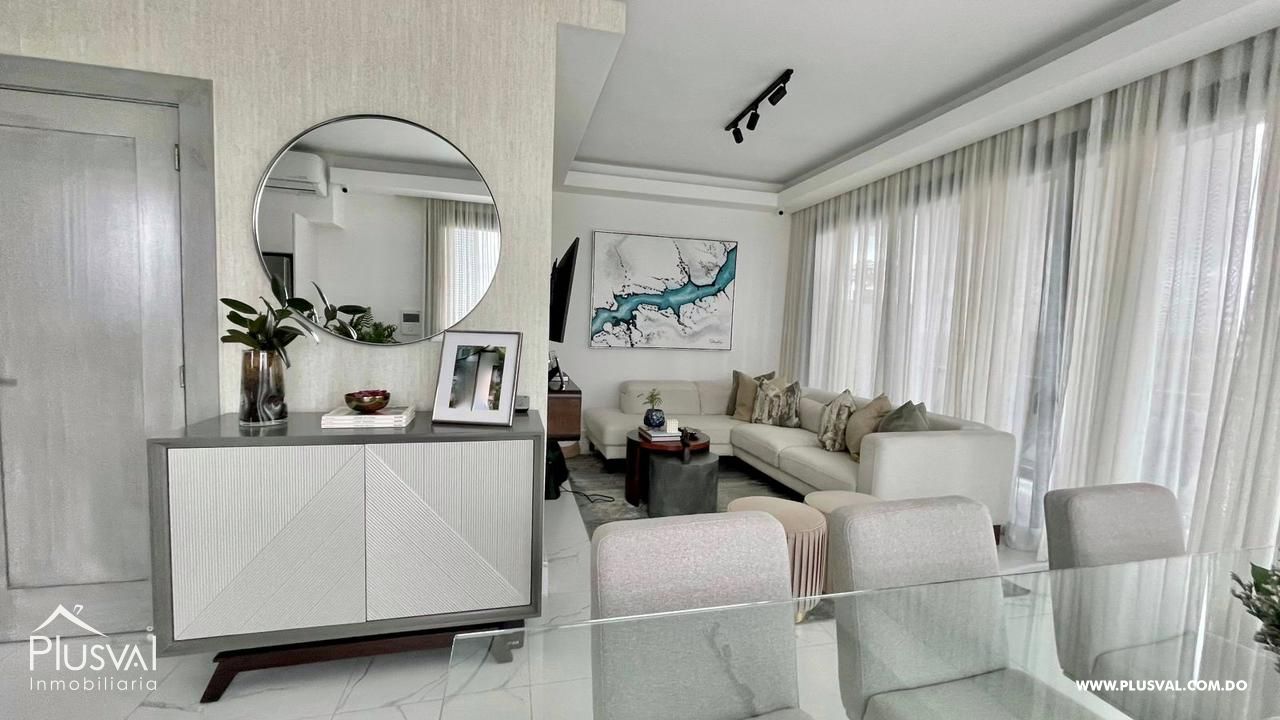 Amplio apartamento en alquiler ubicado en zona privilegiada de Santiago. 257774