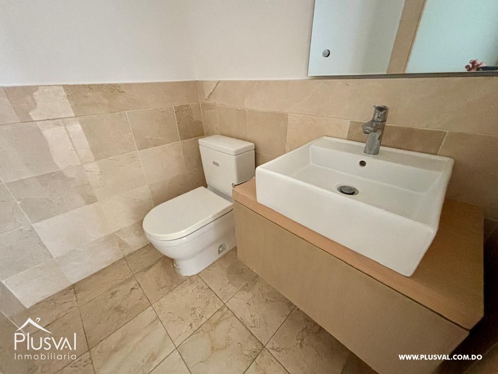 Alquiler de apartamento con amplio balcón en Piantini 344444