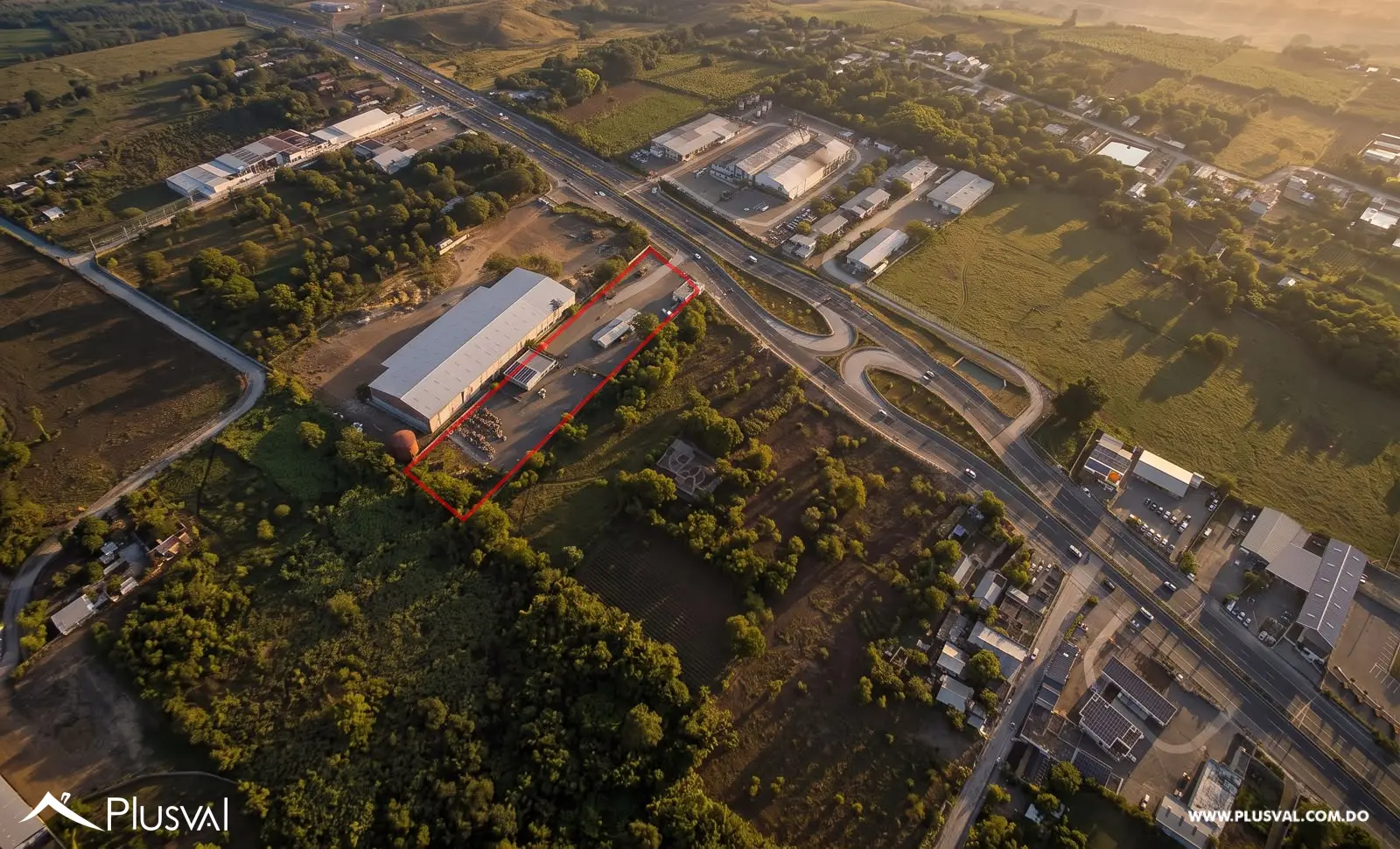 Terreno Comercial de Alto Tránsito con Acceso Directo a la Autopista Duarte 516778