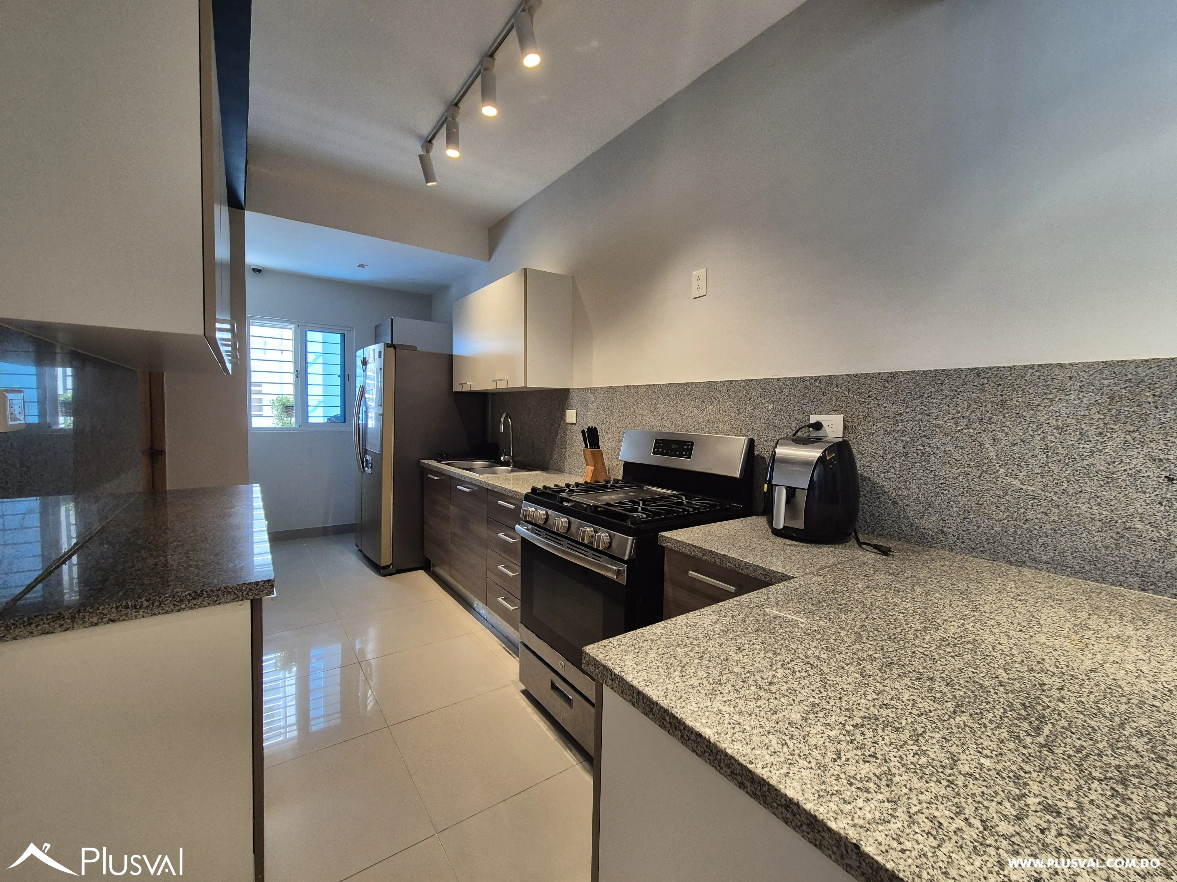 Apartamento en venta en Evaristo Morales 466402