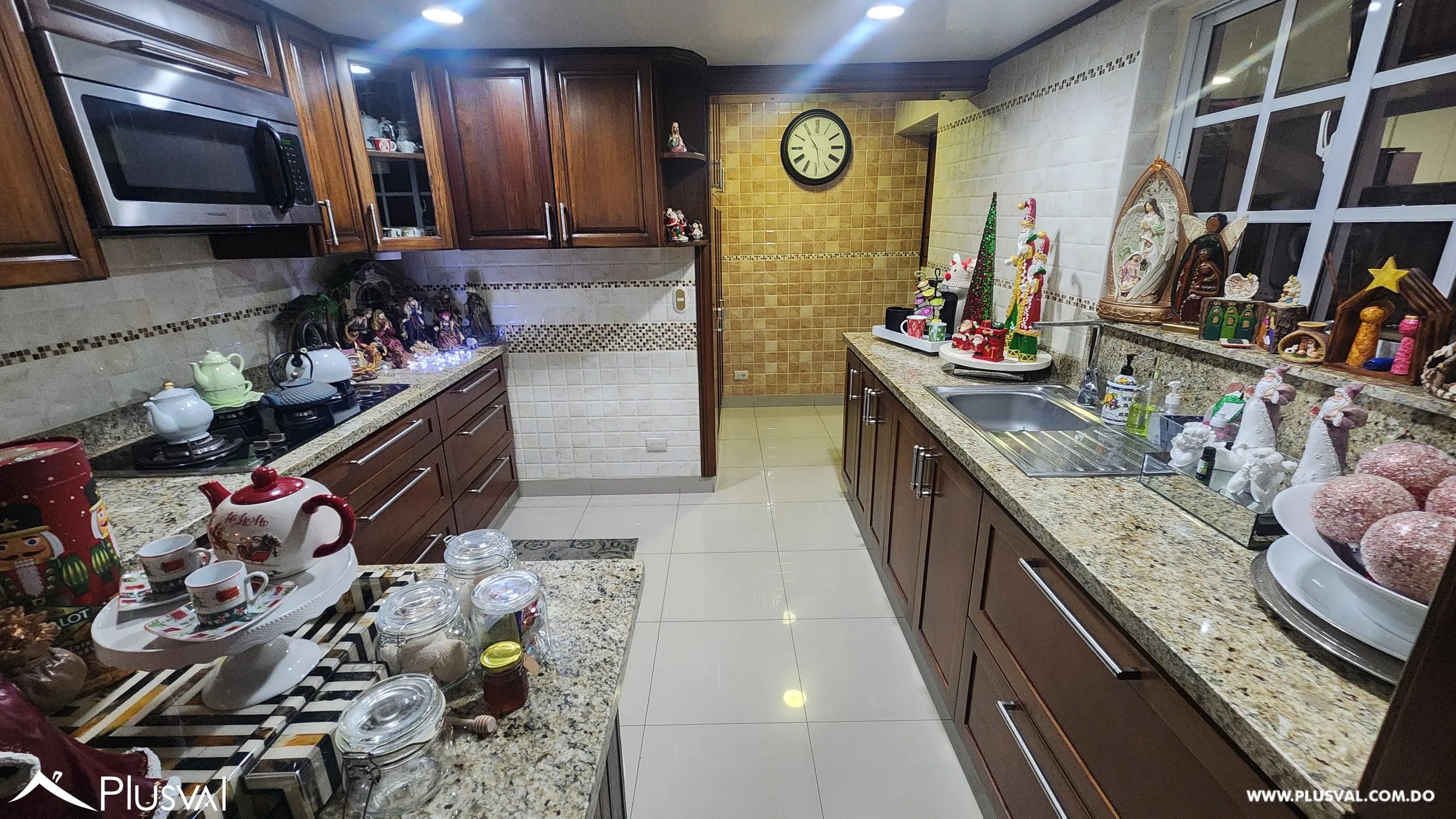 Se vende amplia casa en Los Restauradores 475460