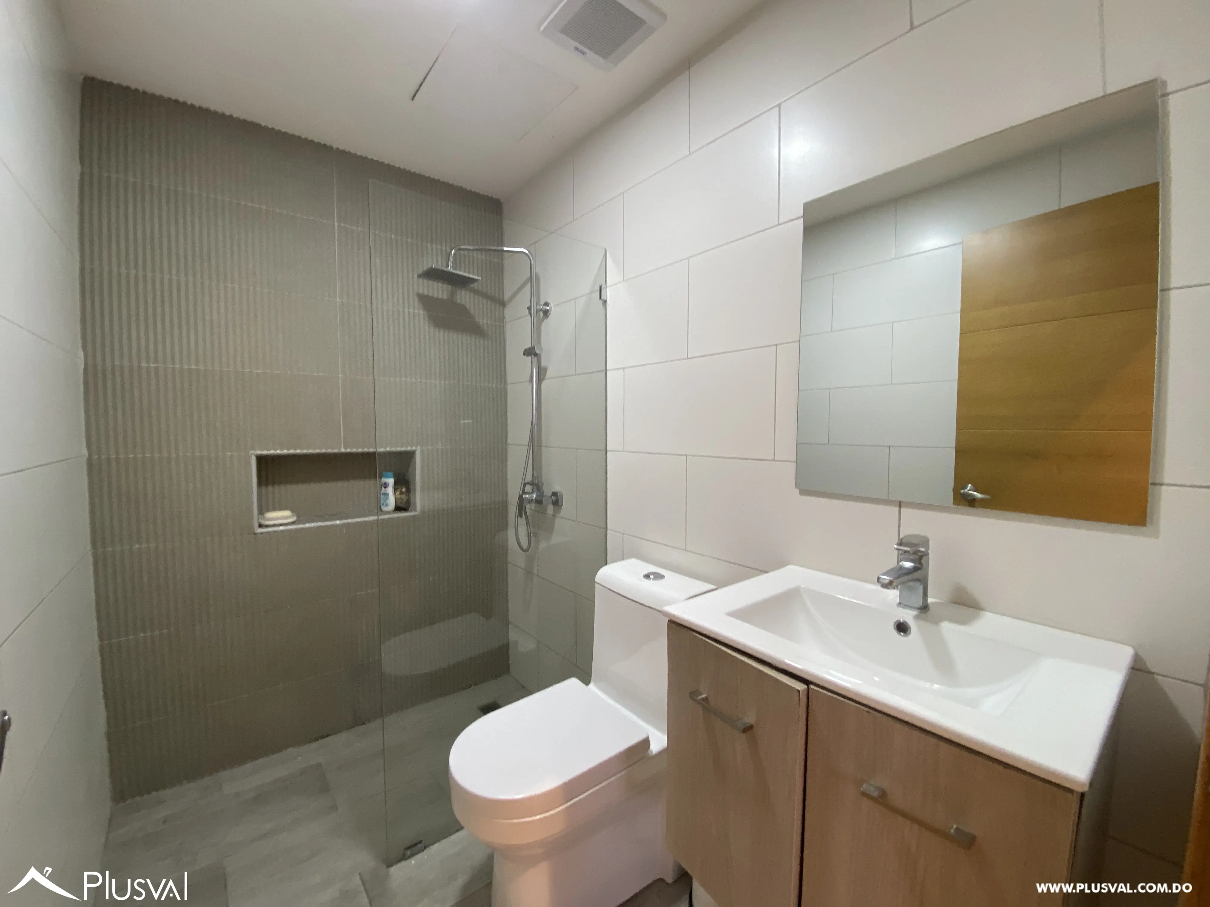 Apartamento de 3 habitaciones en venta en Urbanización Fernández con gimnasio y terraza común 460942