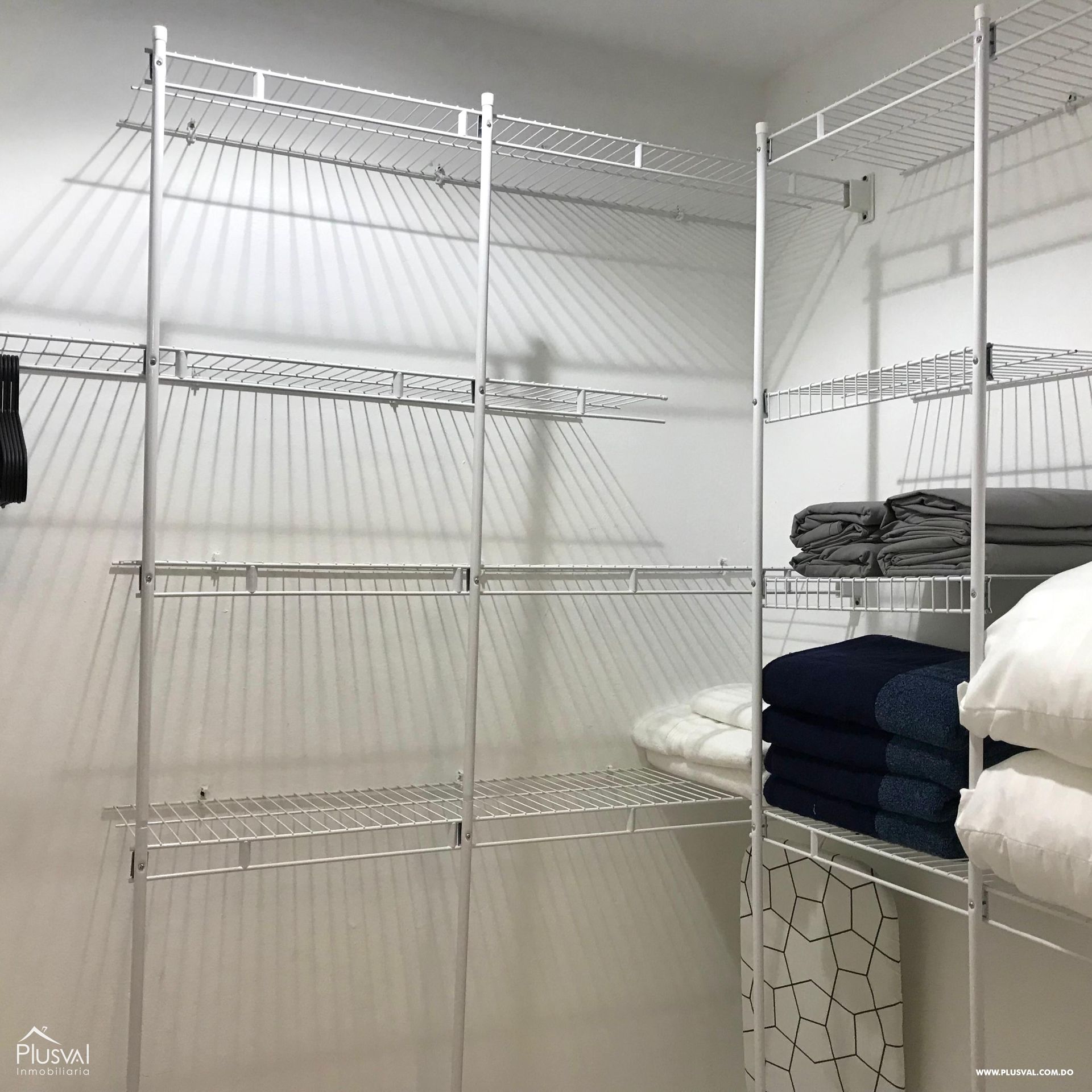Apartamento en alquiler, en Piantini 321520