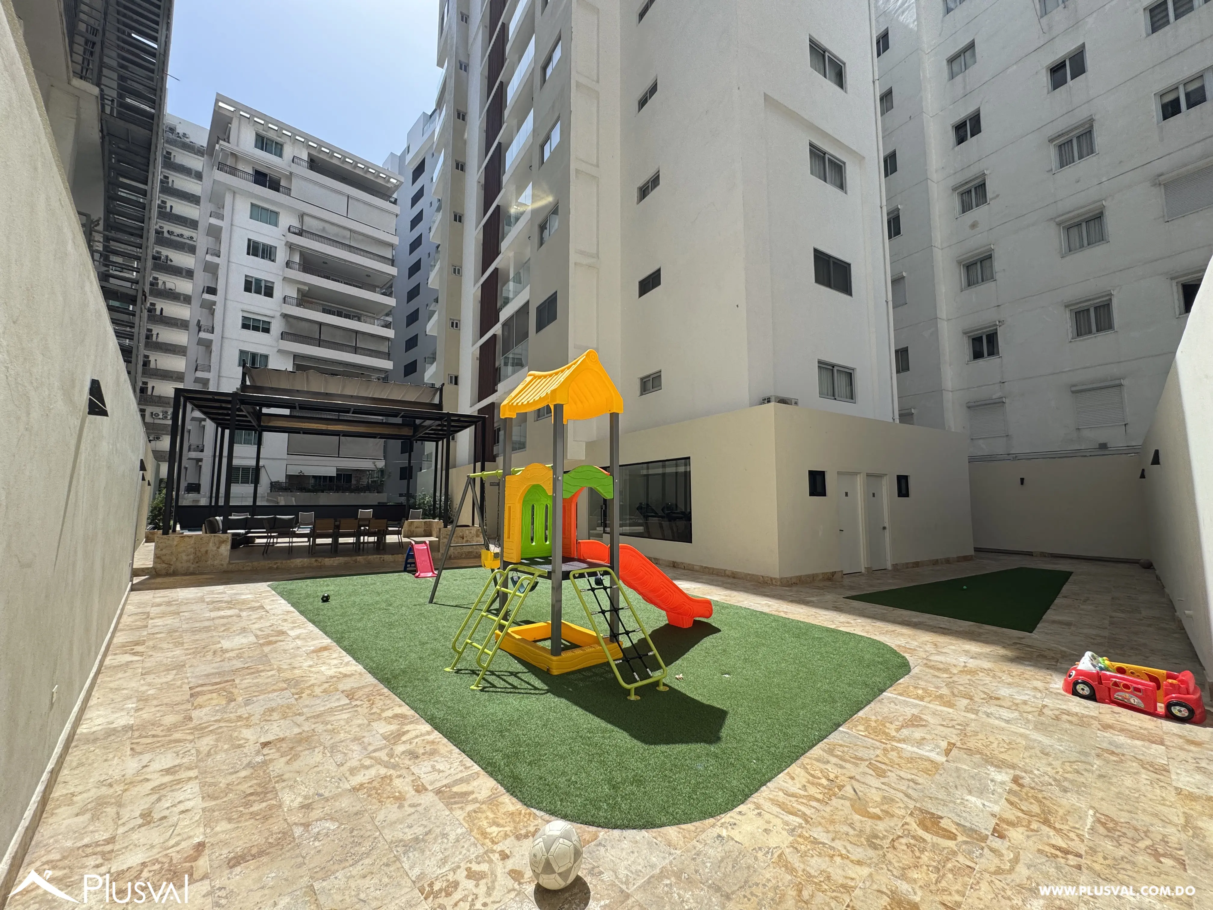Apartamento de lujo amueblado en alquiler en Naco – 1 habitación y 2 parqueos 523657