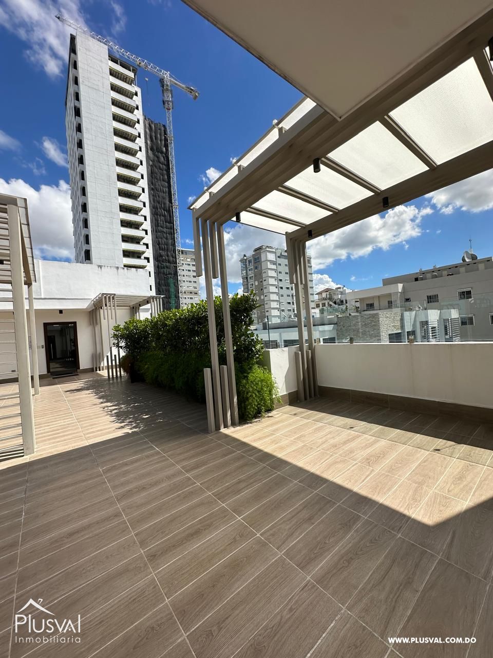 Moderno apartamento en alquiler en Piantini 472626