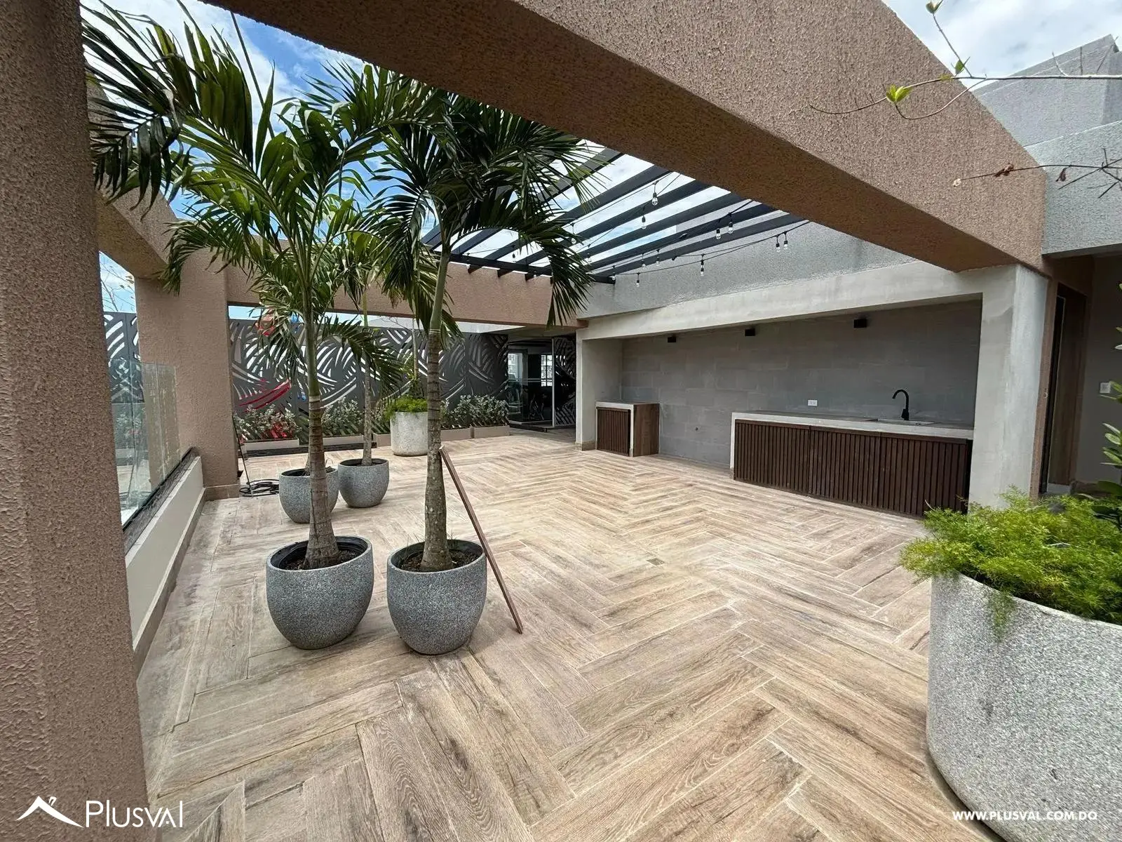 Alquiler de apartamento de 1 habitación y 2 baños en torre de lujo de Evaristo 489697