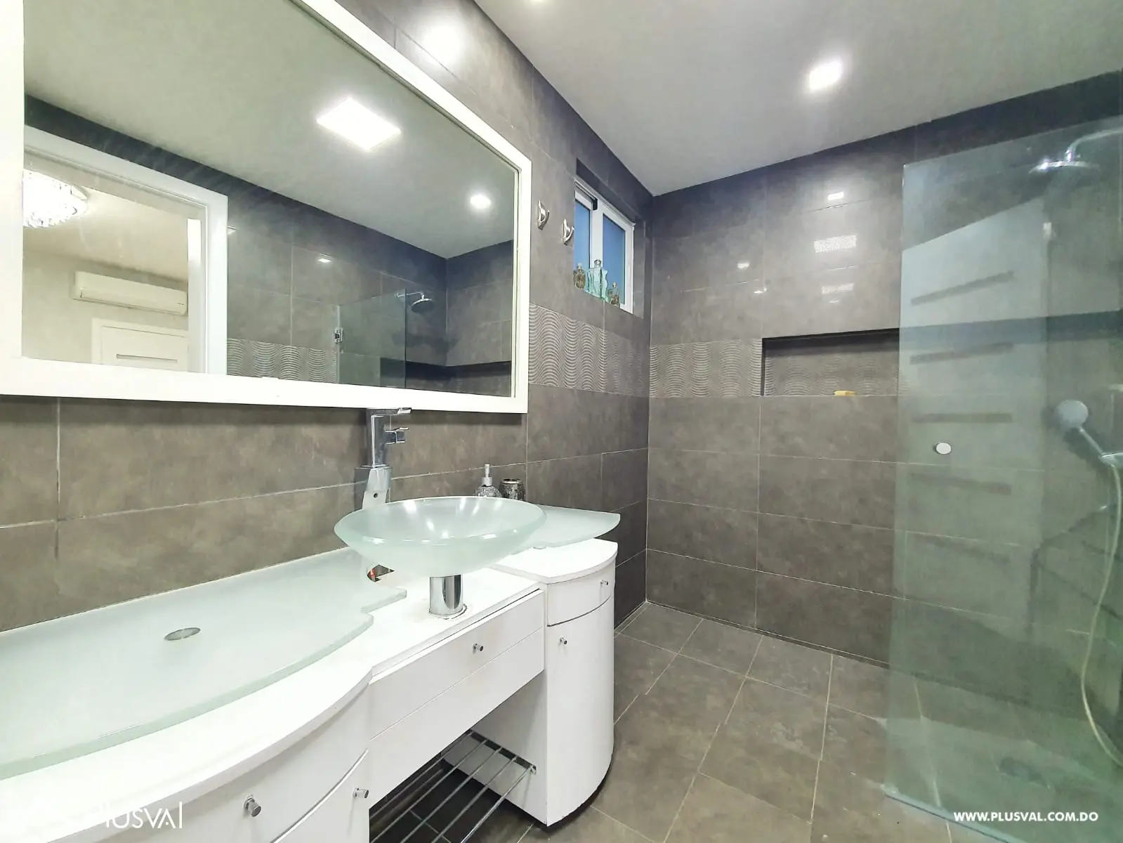 Torre en  La Esperilla - Apartamento Amueblado Listo para Ti 456078